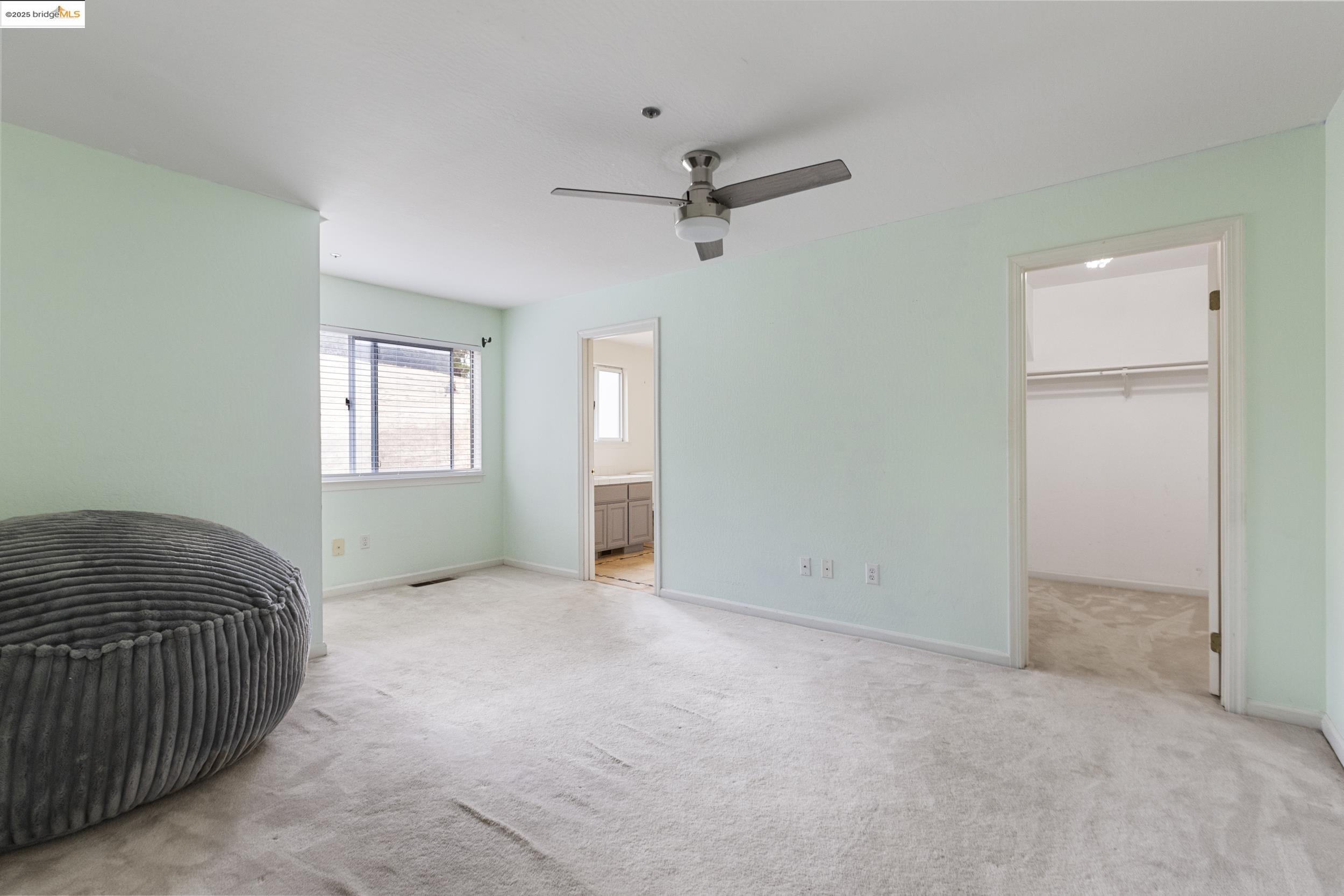 Detail Gallery Image 12 of 26 For 2745 Butters Drive, Oakland,  CA 94602 - 5 Beds | 3/1 Baths