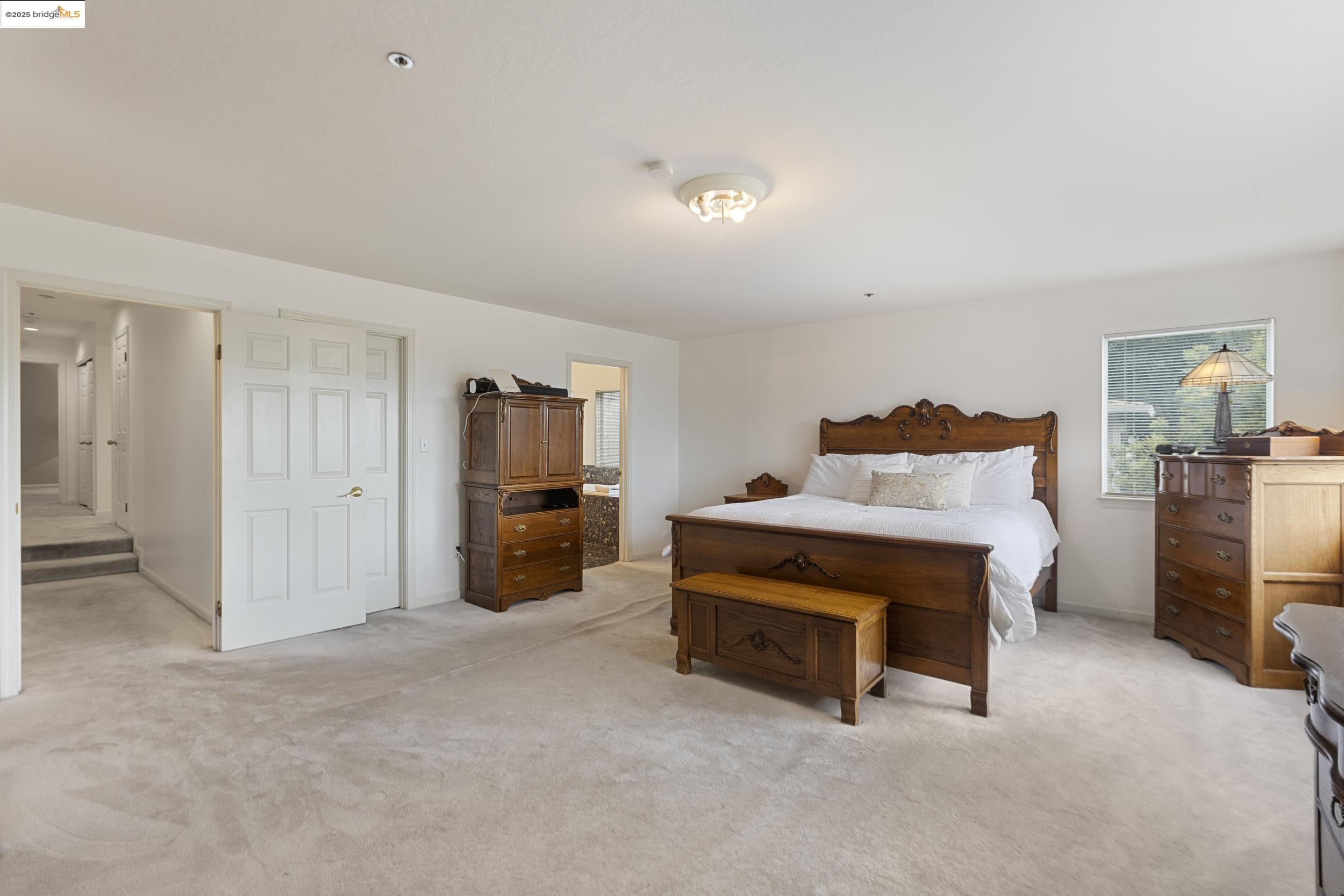 Detail Gallery Image 18 of 26 For 2745 Butters Drive, Oakland,  CA 94602 - 5 Beds | 3/1 Baths