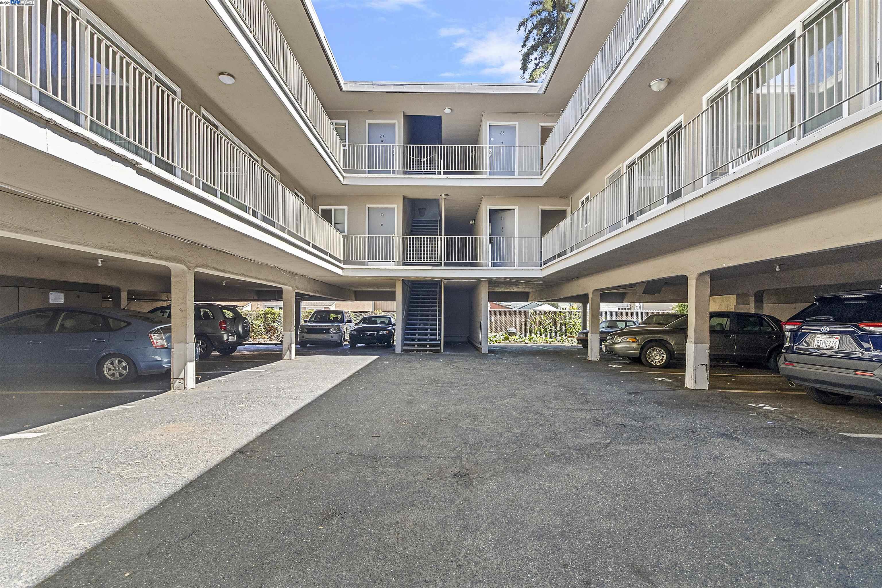Photo #5: 41110265 Listing 