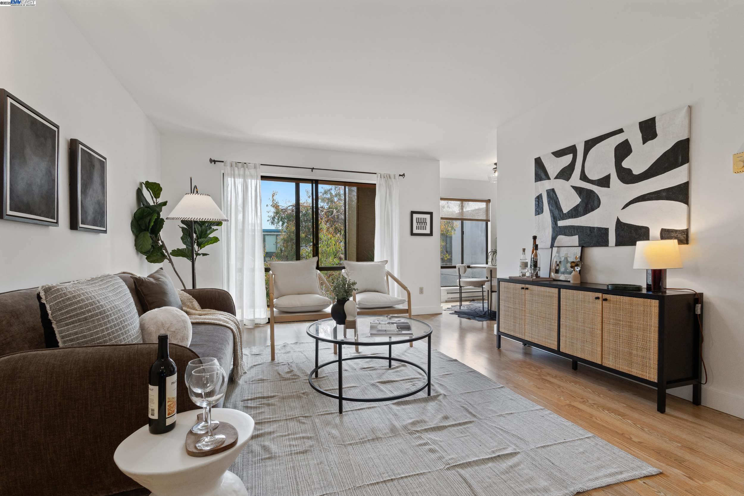 Photo #2: 41110270 Listing 