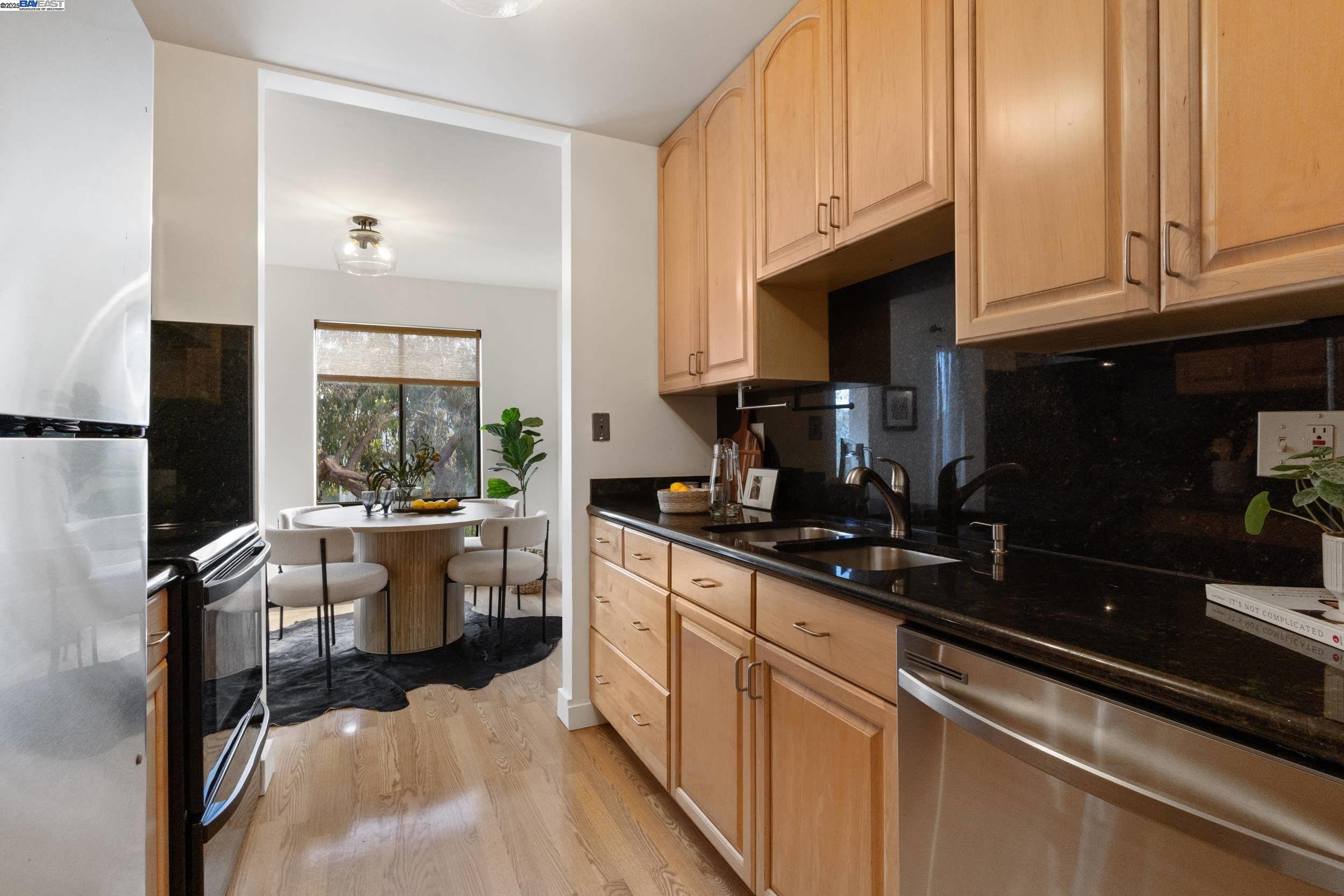 Photo #9: 41110270 Listing: Photo #9