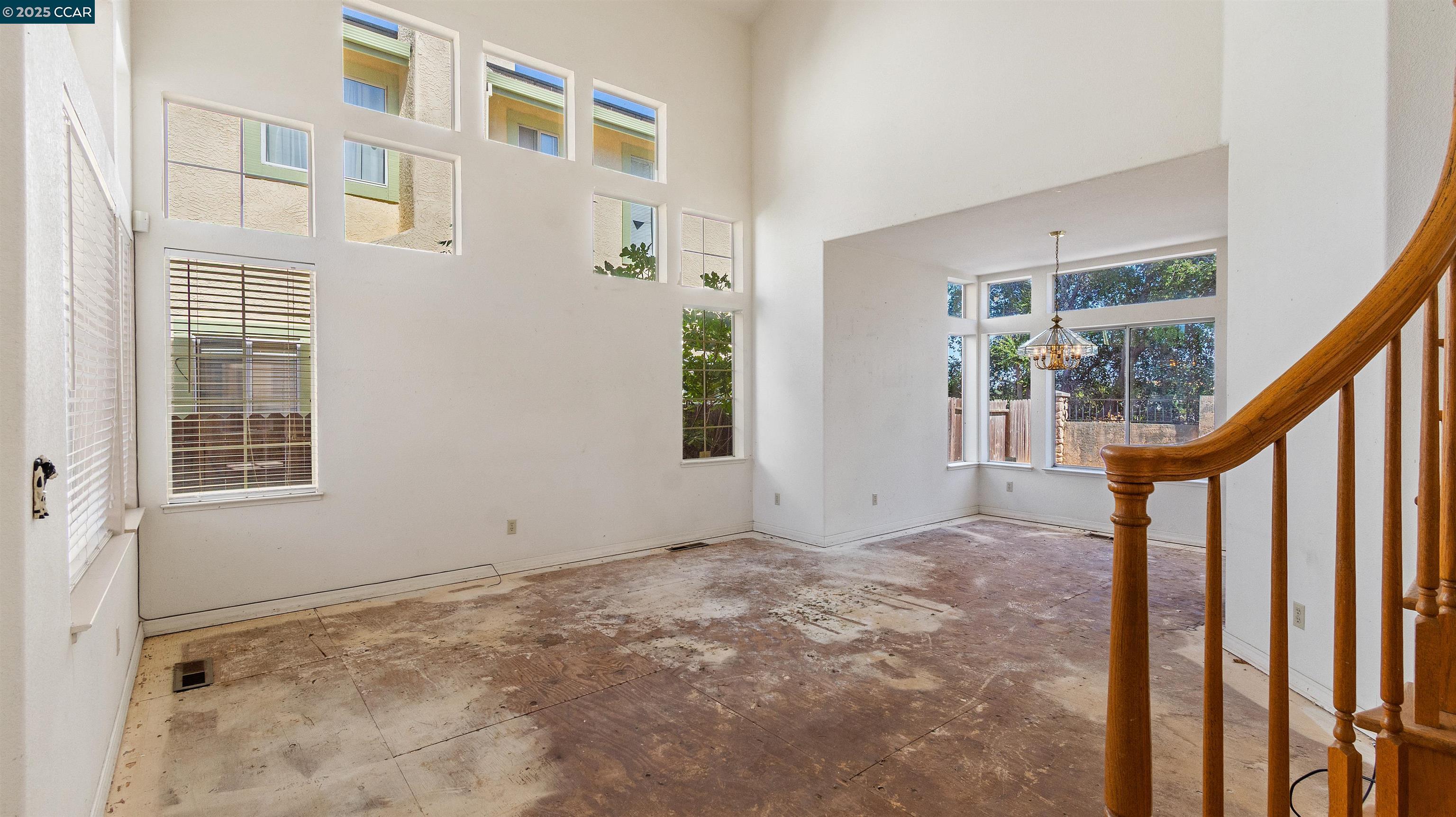 Detail Gallery Image 7 of 32 For 2117 Mark Twain Dr, Antioch,  CA 94531 - 3 Beds | 2/1 Baths