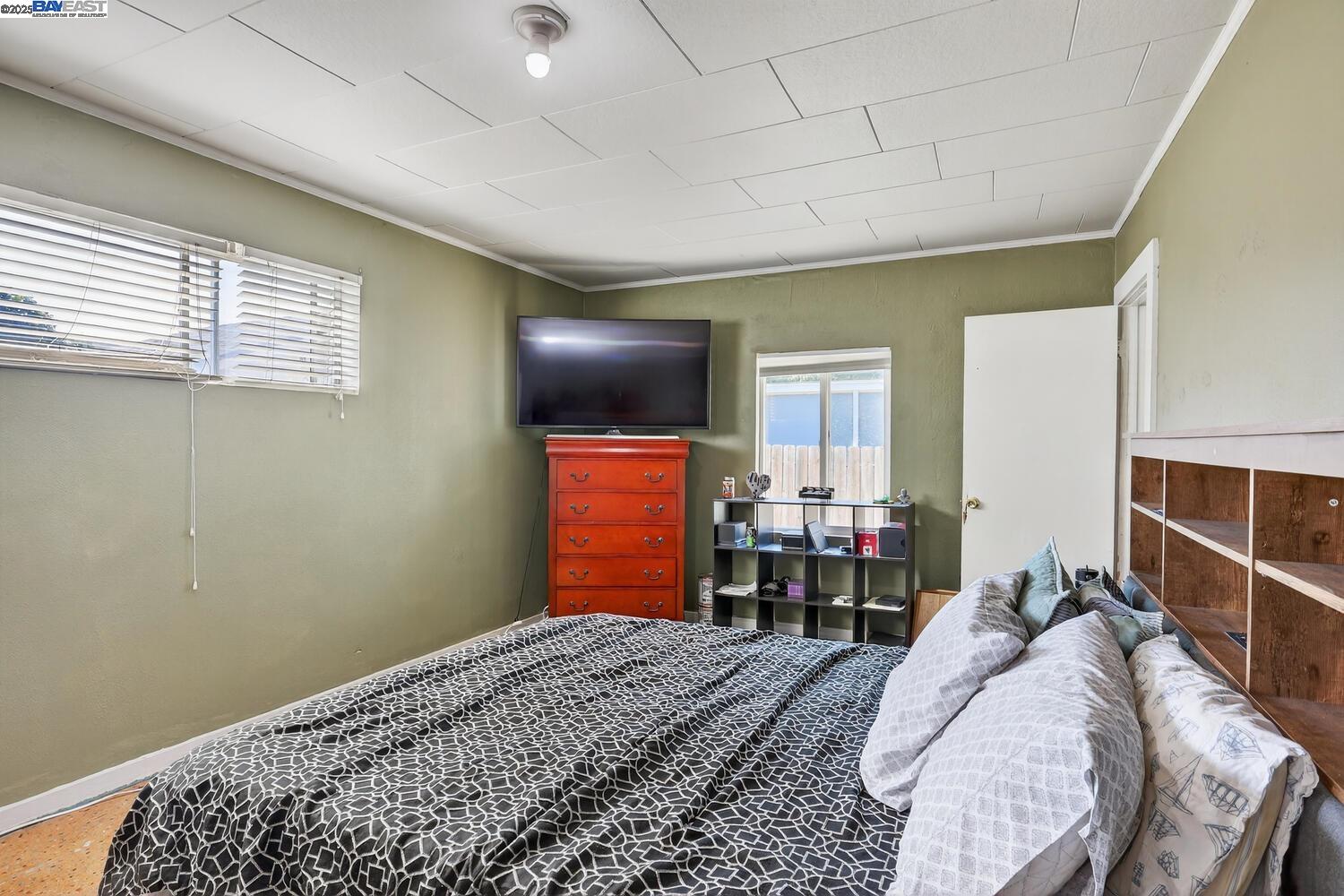 Detail Gallery Image 17 of 37 For 165 Sunnyside Dr, San Leandro,  CA 94577 - 3 Beds | 1 Baths