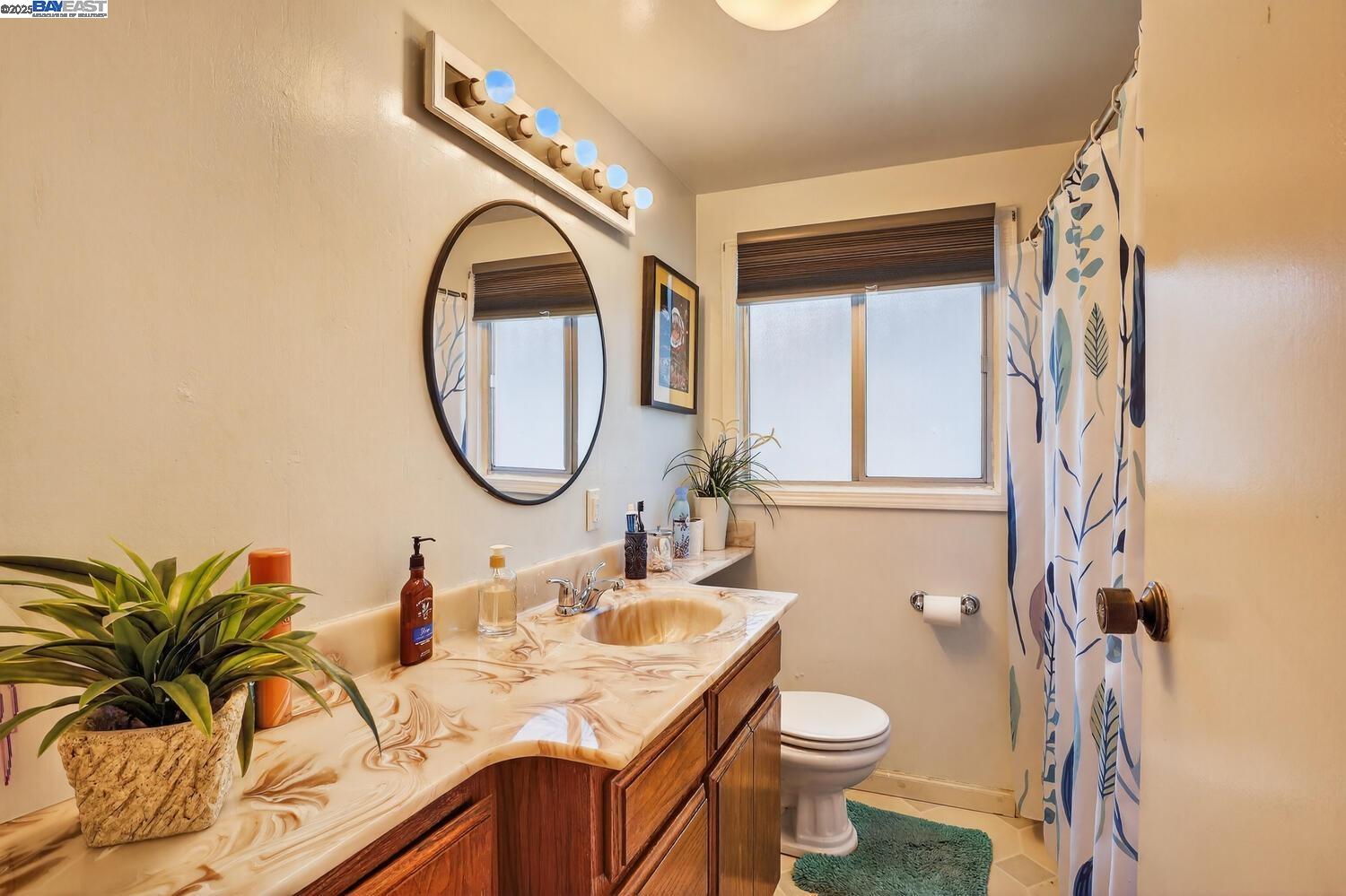 Detail Gallery Image 18 of 37 For 165 Sunnyside Dr, San Leandro,  CA 94577 - 3 Beds | 1 Baths