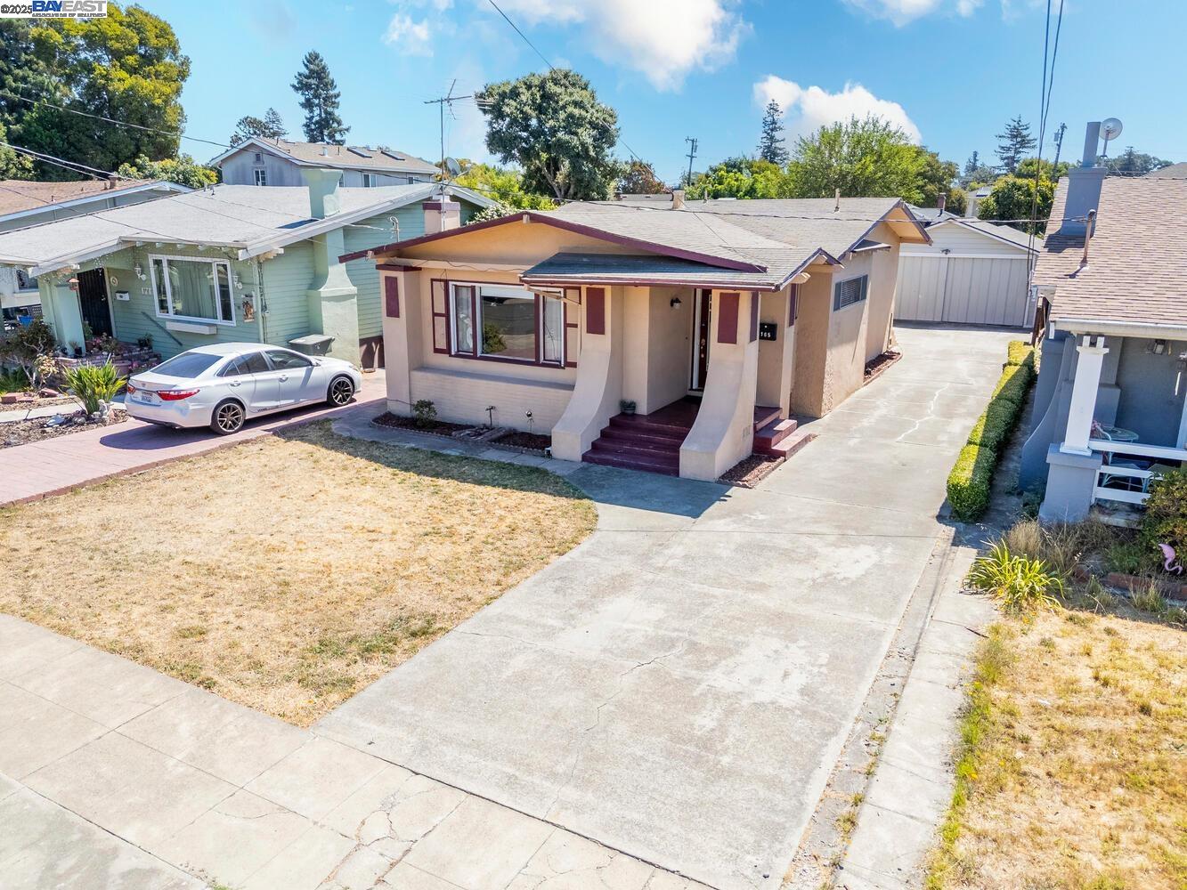Detail Gallery Image 32 of 37 For 165 Sunnyside Dr, San Leandro,  CA 94577 - 3 Beds | 1 Baths