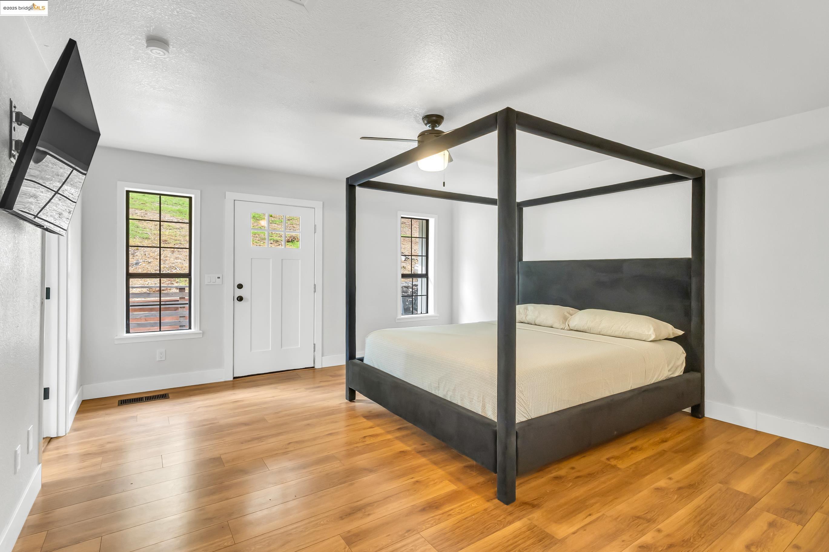 Detail Gallery Image 16 of 55 For 16806 Brewer Rd, Grass Valley,  CA 95949 - 3 Beds | 2 Baths