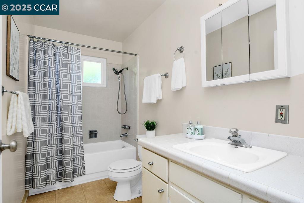 Detail Gallery Image 27 of 46 For 1410-1412 Lang Street, Martinez,  CA 94553-1324 - – Beds | – Baths