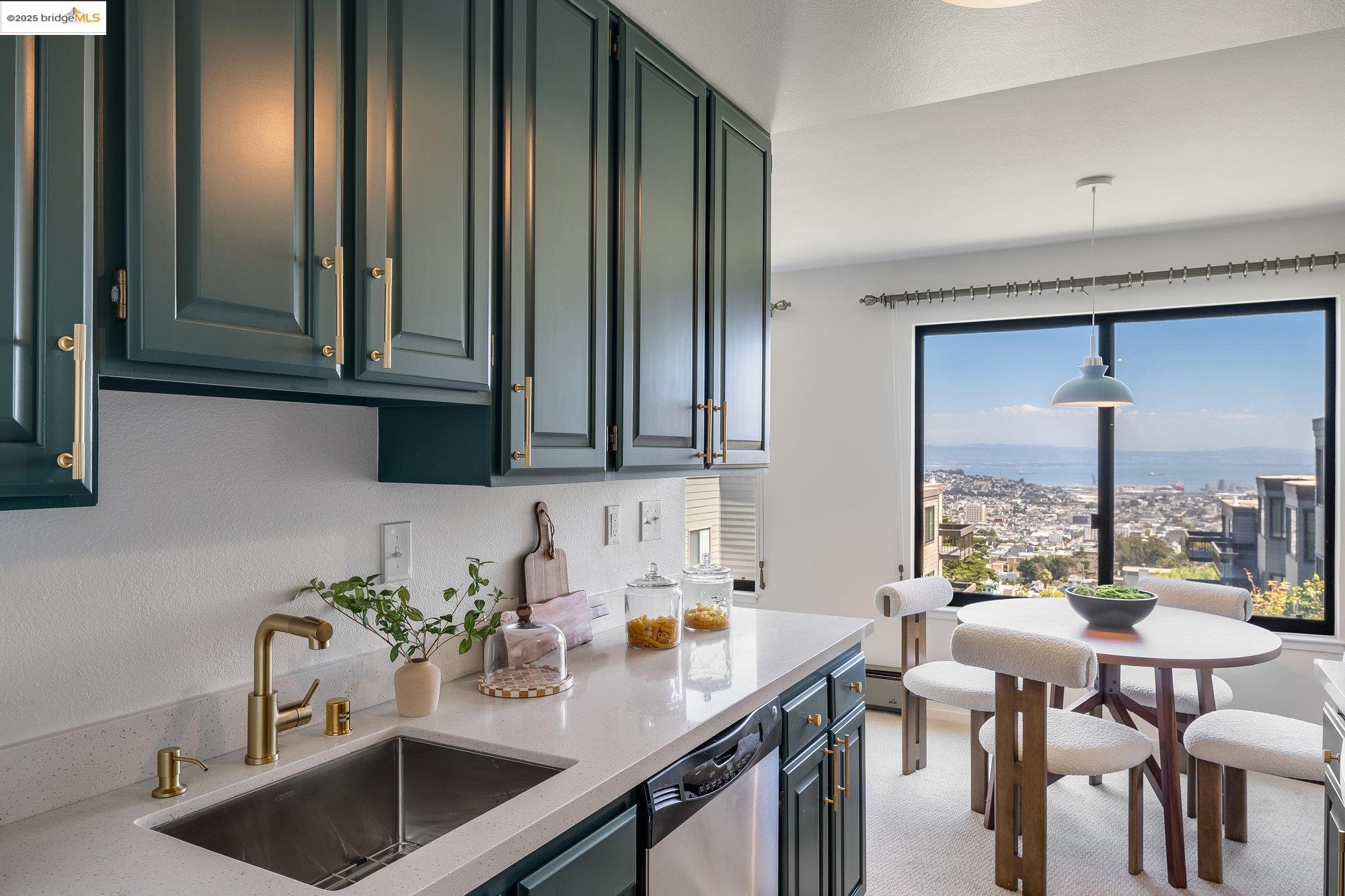 Front Image Thumbnail for EB41110291