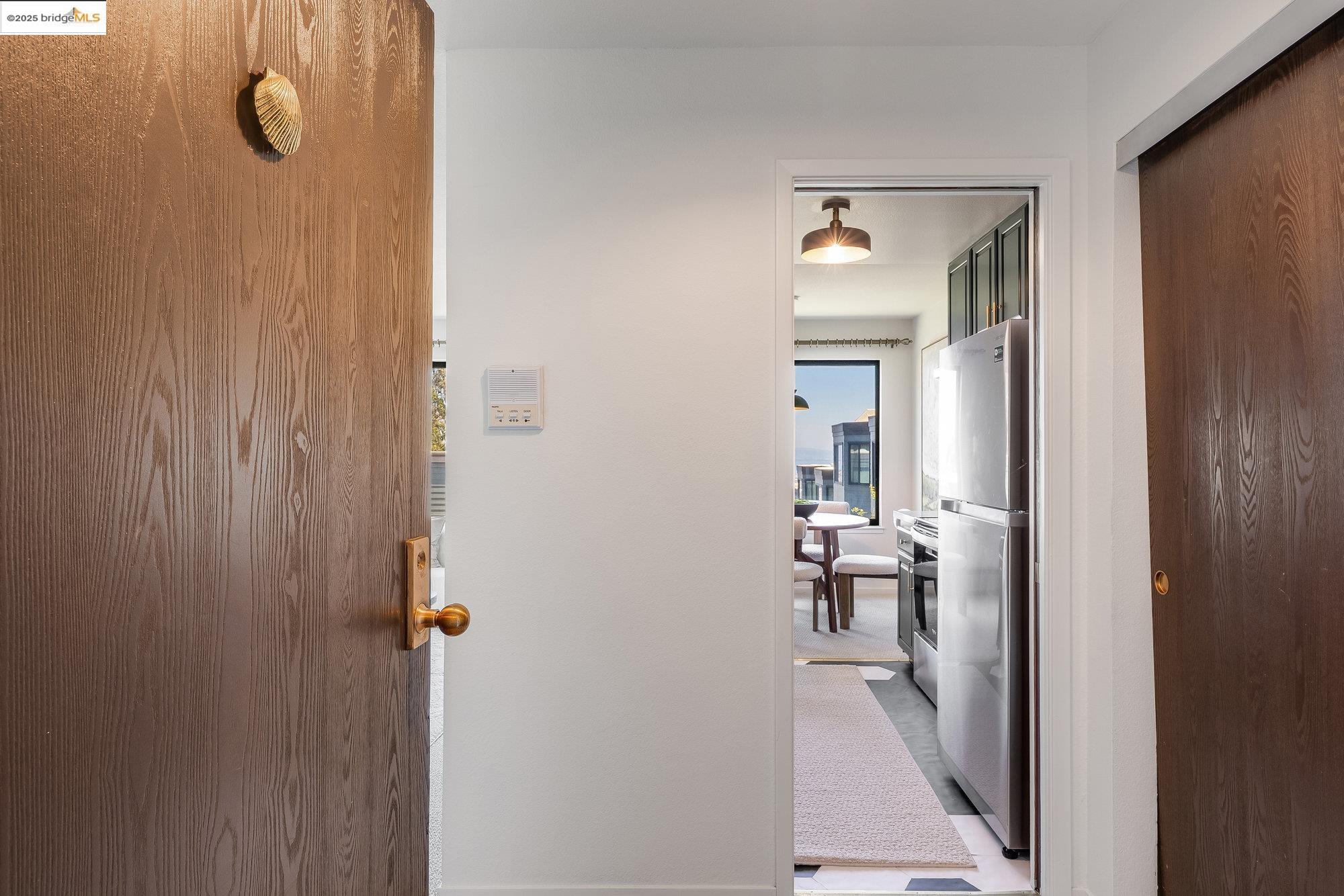 Detail Gallery Image 9 of 32 For 5177 Diamond Heights Blvd Apt 114,  San Francisco,  CA 94131 - 2 Beds | 2 Baths