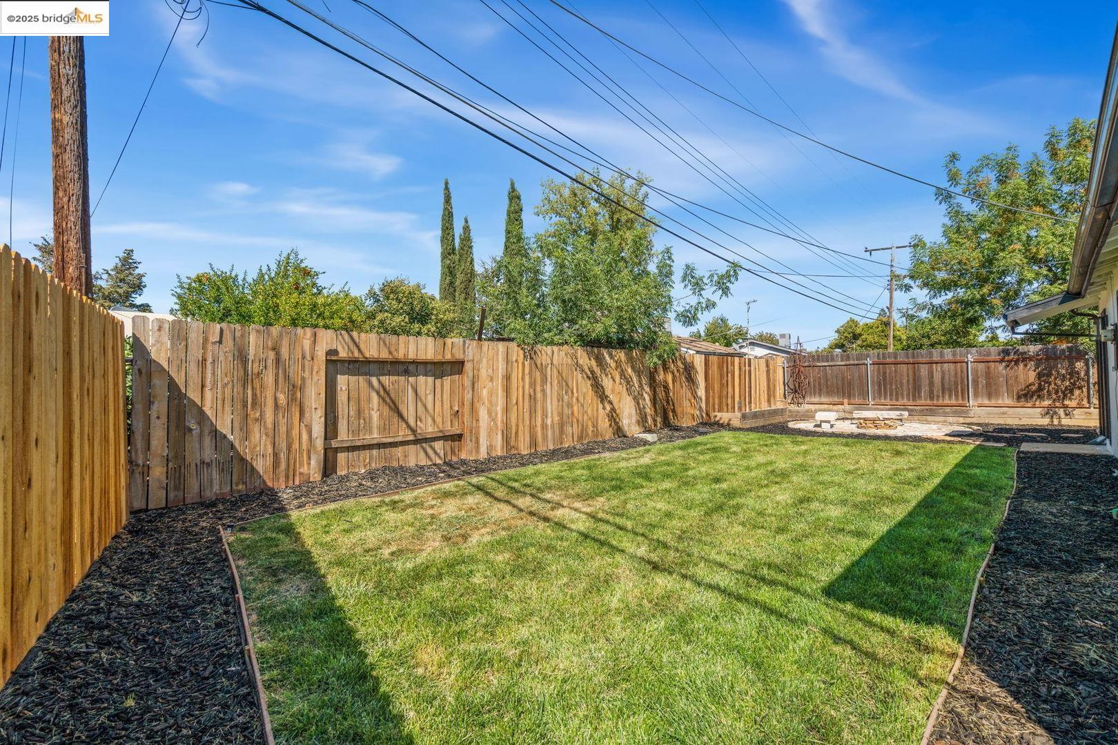 Detail Gallery Image 22 of 25 For 9921 Redstone Dr, Sacramento,  CA 95827 - 3 Beds | 1 Baths