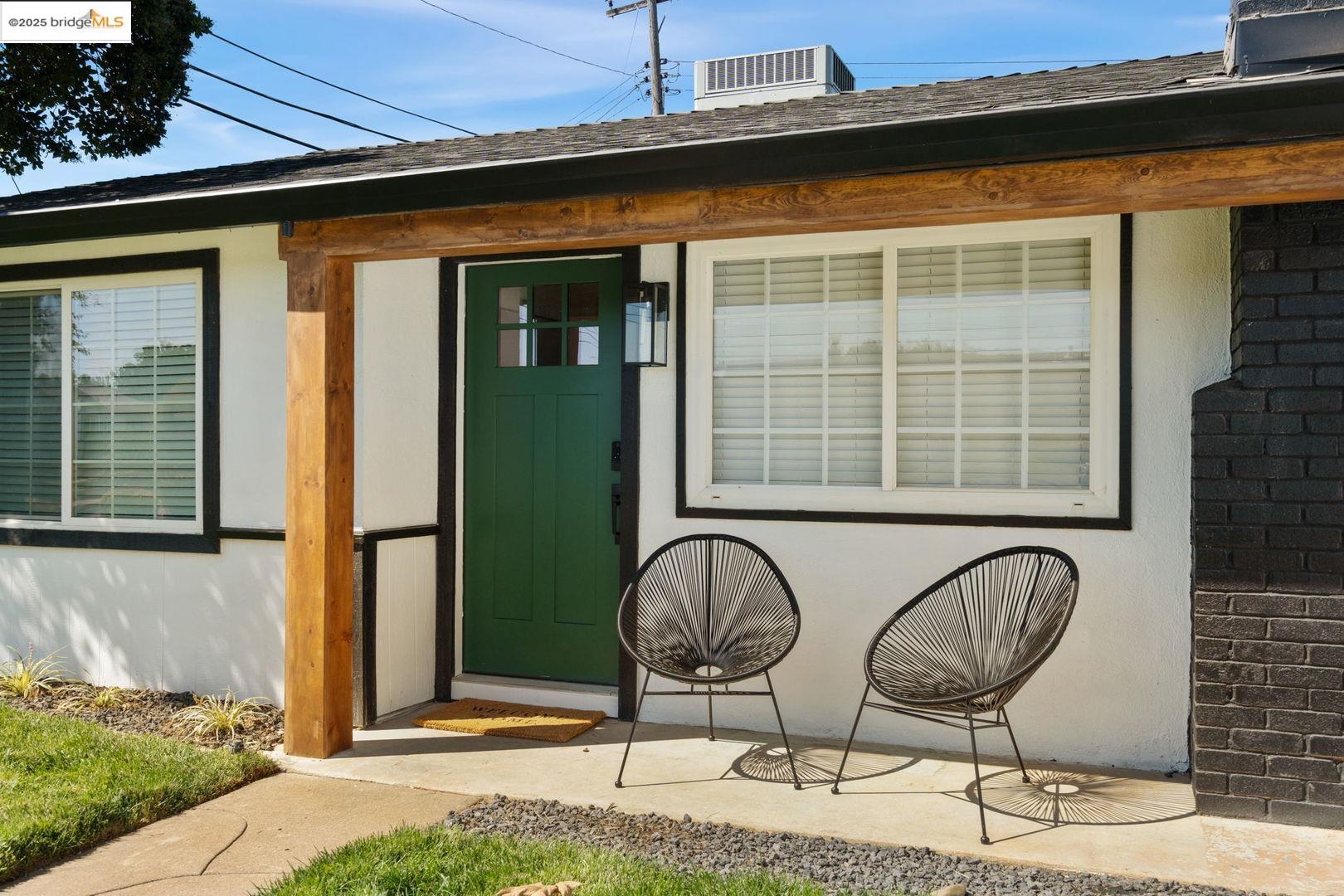 Detail Gallery Image 5 of 25 For 9921 Redstone Dr, Sacramento,  CA 95827 - 3 Beds | 1 Baths