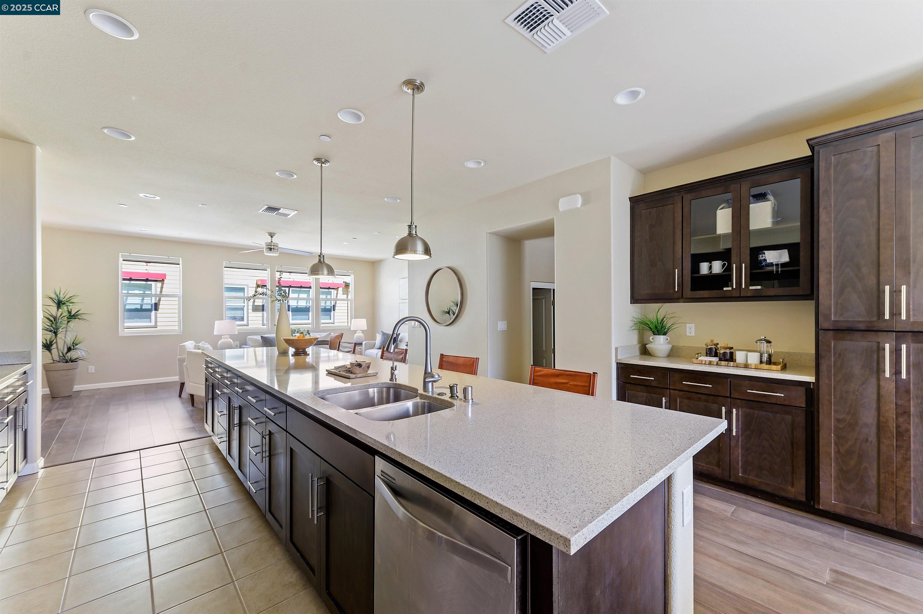 Photo #11: 41110297 Listing: Photo #11