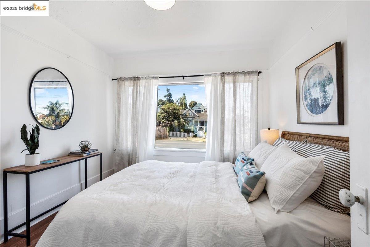 Detail Gallery Image 14 of 40 For 1600 E 21st St, Oakland,  CA 94606 - 2 Beds | 1 Baths