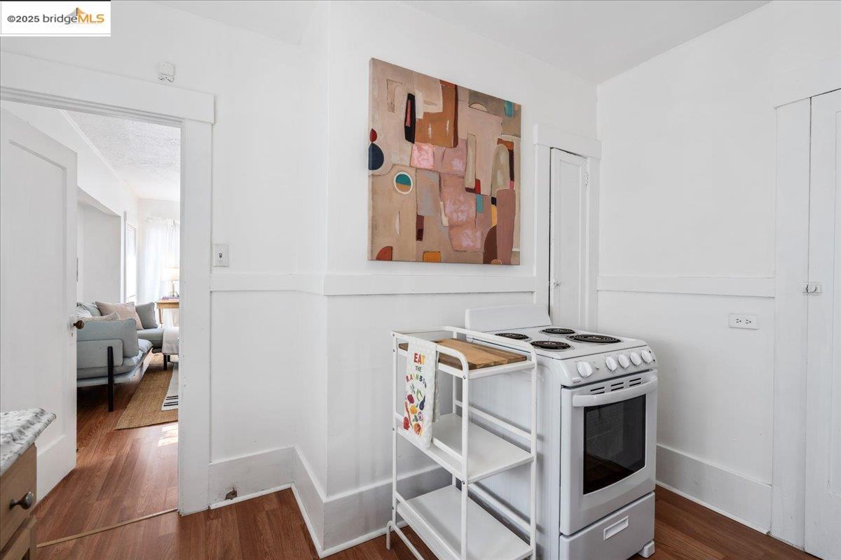Detail Gallery Image 25 of 40 For 1600 E 21st St, Oakland,  CA 94606 - 2 Beds | 1 Baths