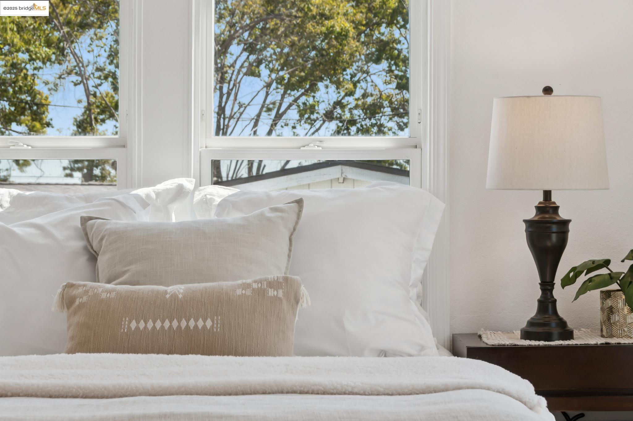 Detail Gallery Image 28 of 54 For 3020 55th Ave, Oakland,  CA 94605 - 3 Beds | 2 Baths