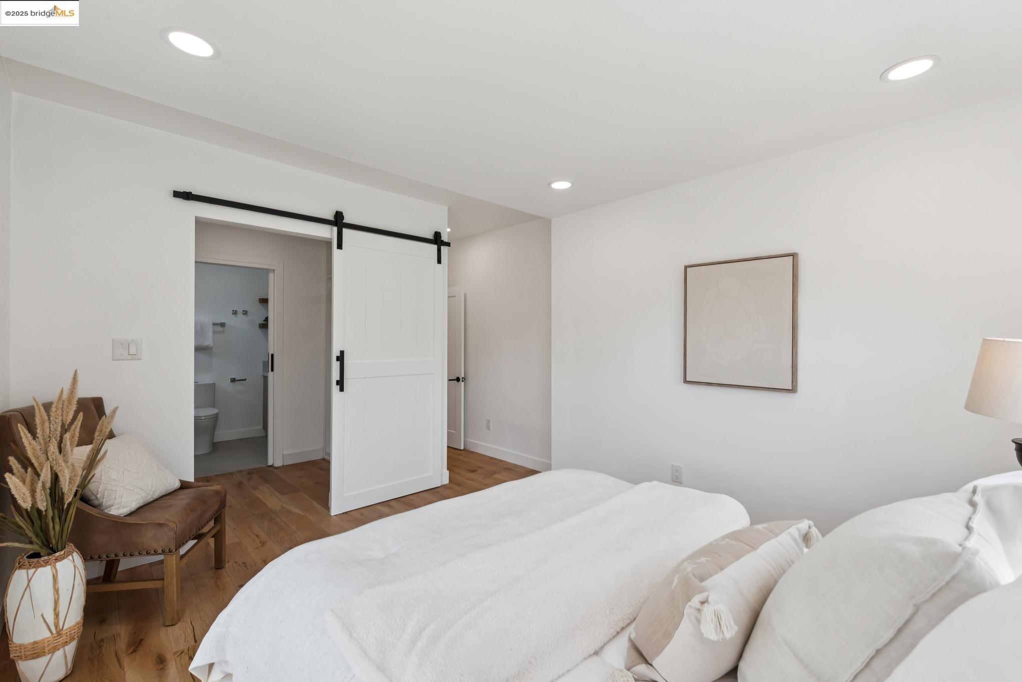 Detail Gallery Image 30 of 54 For 3020 55th Ave, Oakland,  CA 94605 - 3 Beds | 2 Baths