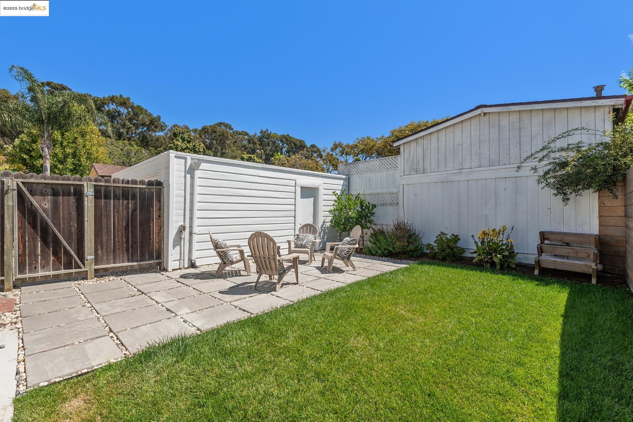 Detail Gallery Image 48 of 54 For 3020 55th Ave, Oakland,  CA 94605 - 3 Beds | 2 Baths