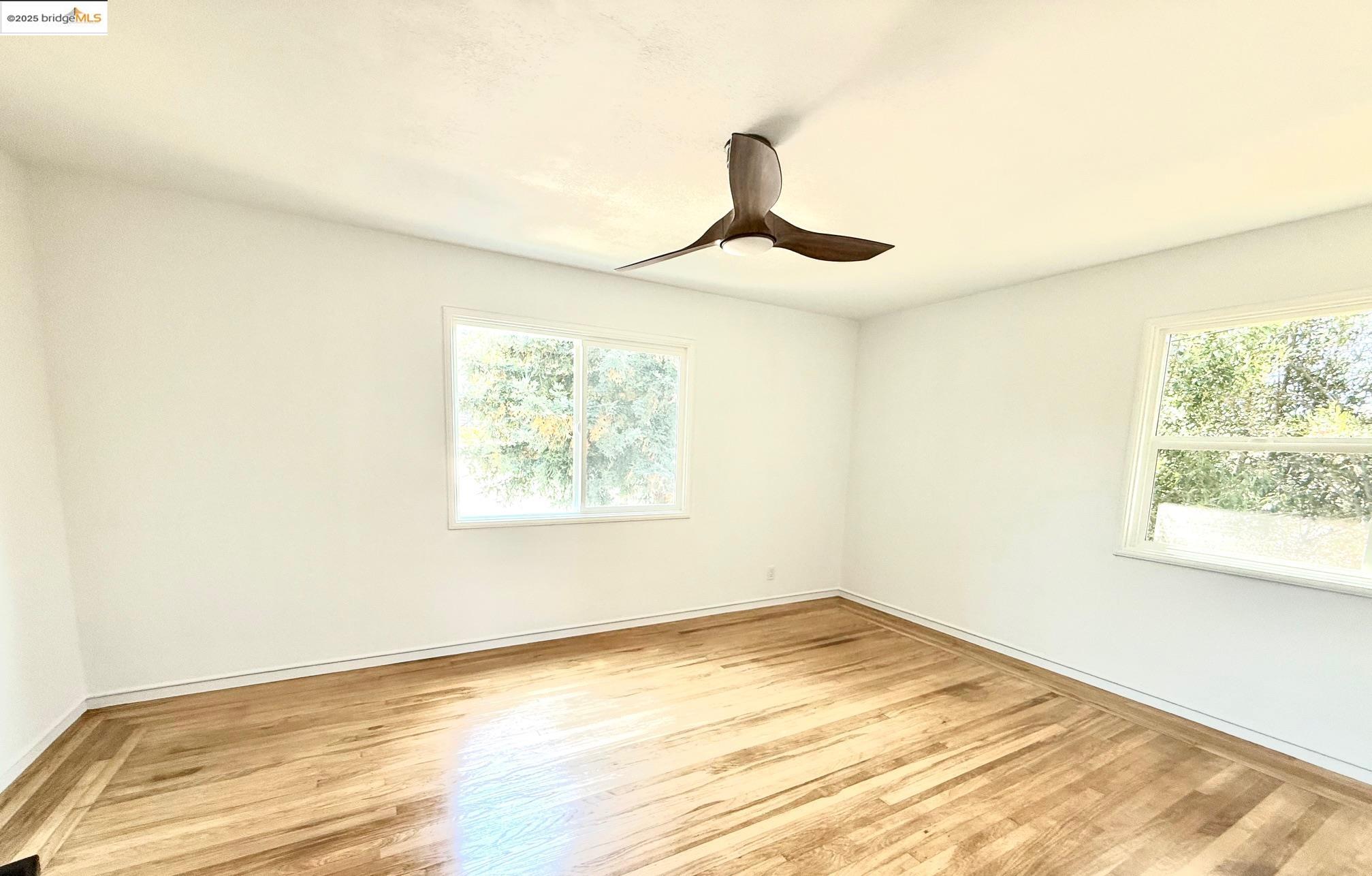 Detail Gallery Image 11 of 15 For 3601 Calafia Ave, Oakland,  CA 94605 - 2 Beds | 1 Baths