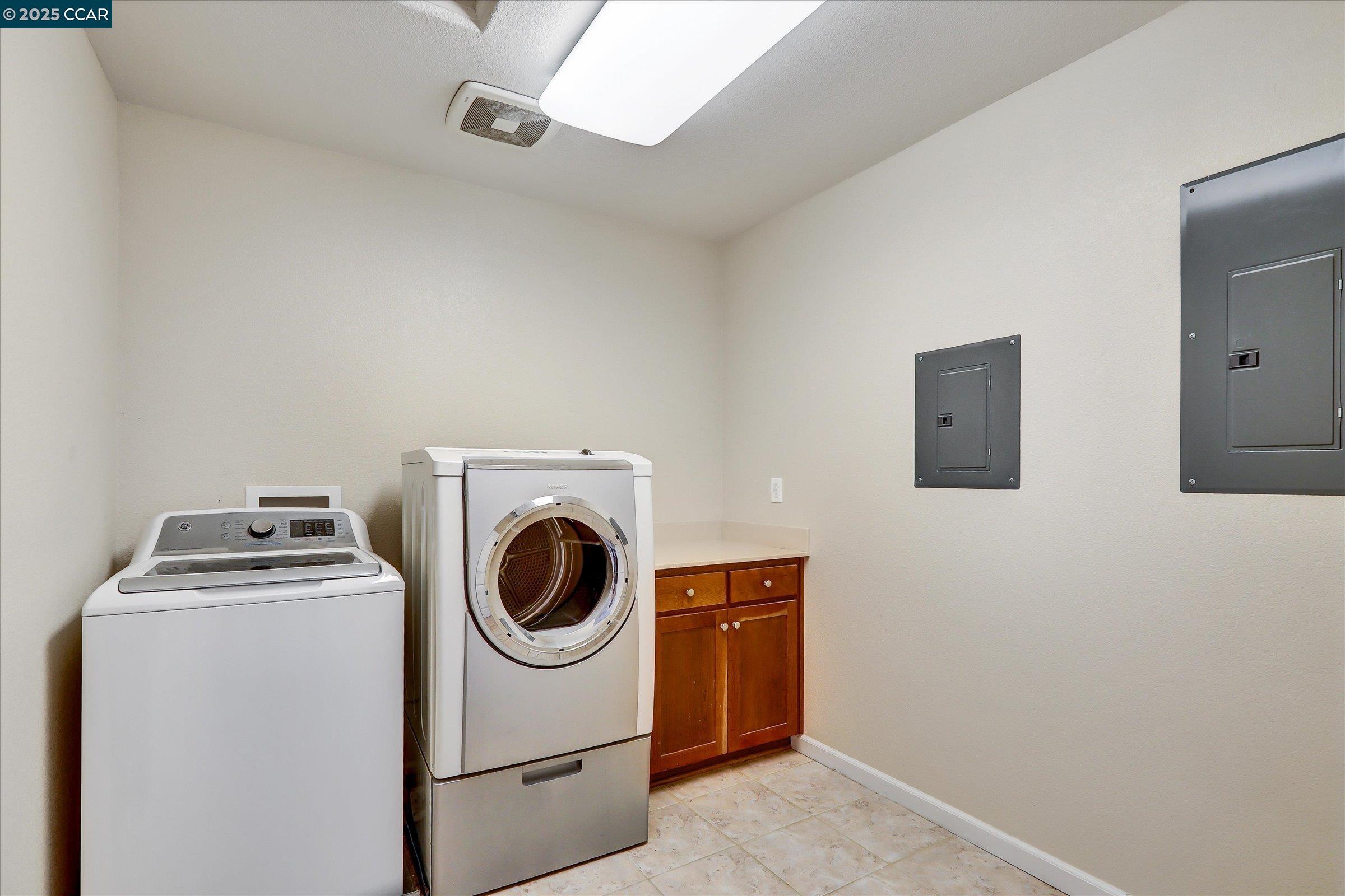 Detail Gallery Image 44 of 60 For 4007 Oak Knoll St, Antioch,  CA 94509 - 5 Beds | 3/1 Baths