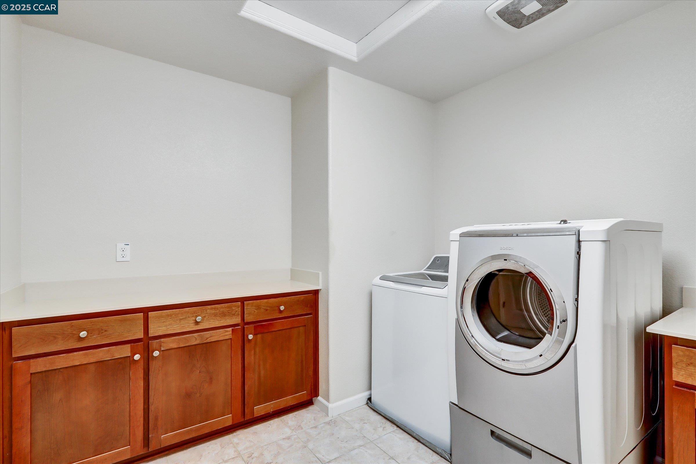 Detail Gallery Image 45 of 60 For 4007 Oak Knoll St, Antioch,  CA 94509 - 5 Beds | 3/1 Baths