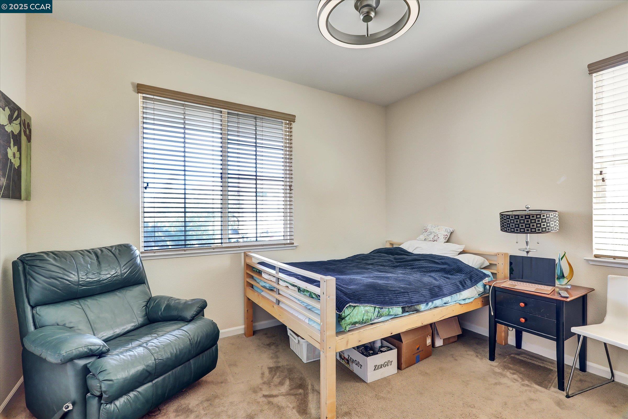 Detail Gallery Image 7 of 60 For 4007 Oak Knoll St, Antioch,  CA 94509 - 5 Beds | 3/1 Baths