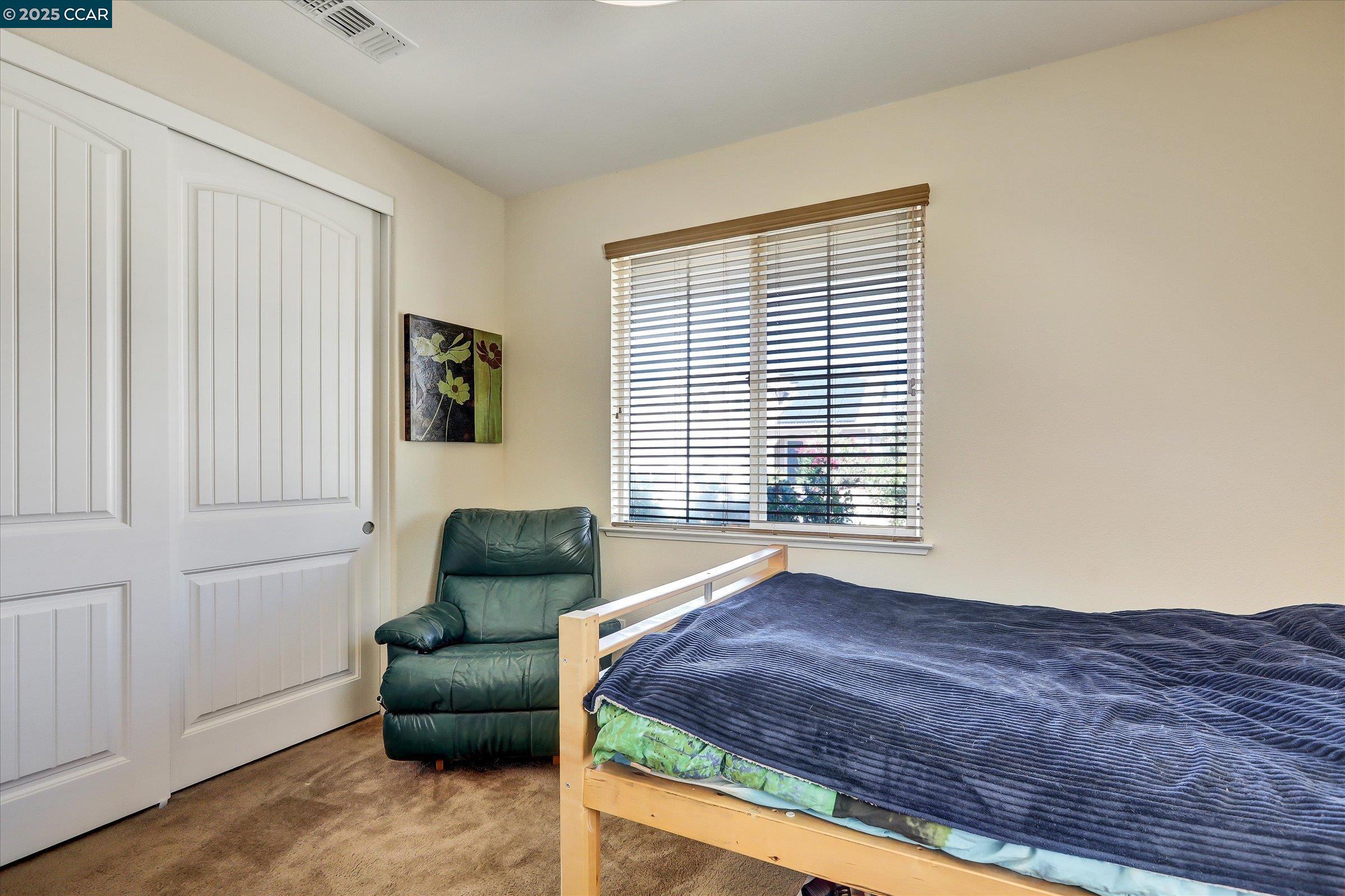 Detail Gallery Image 8 of 60 For 4007 Oak Knoll St, Antioch,  CA 94509 - 5 Beds | 3/1 Baths
