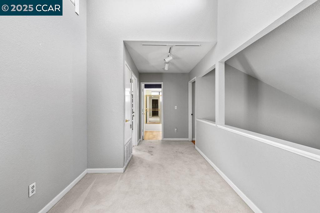 Detail Gallery Image 22 of 47 For 1250 Redwood Ct, Dixon,  CA 95620 - 4 Beds | 2 Baths