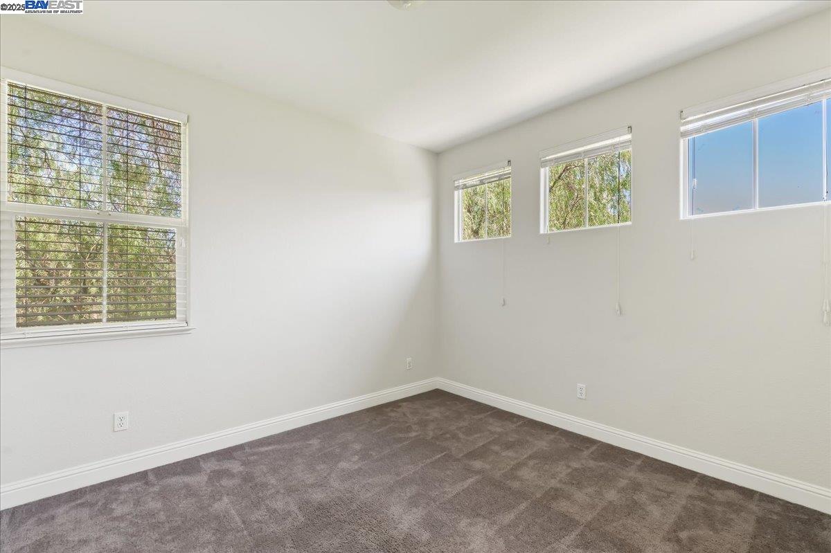 Detail Gallery Image 18 of 28 For 13 S Aldea Street, Mountain House,  CA 95391 - 3 Beds | 2/1 Baths