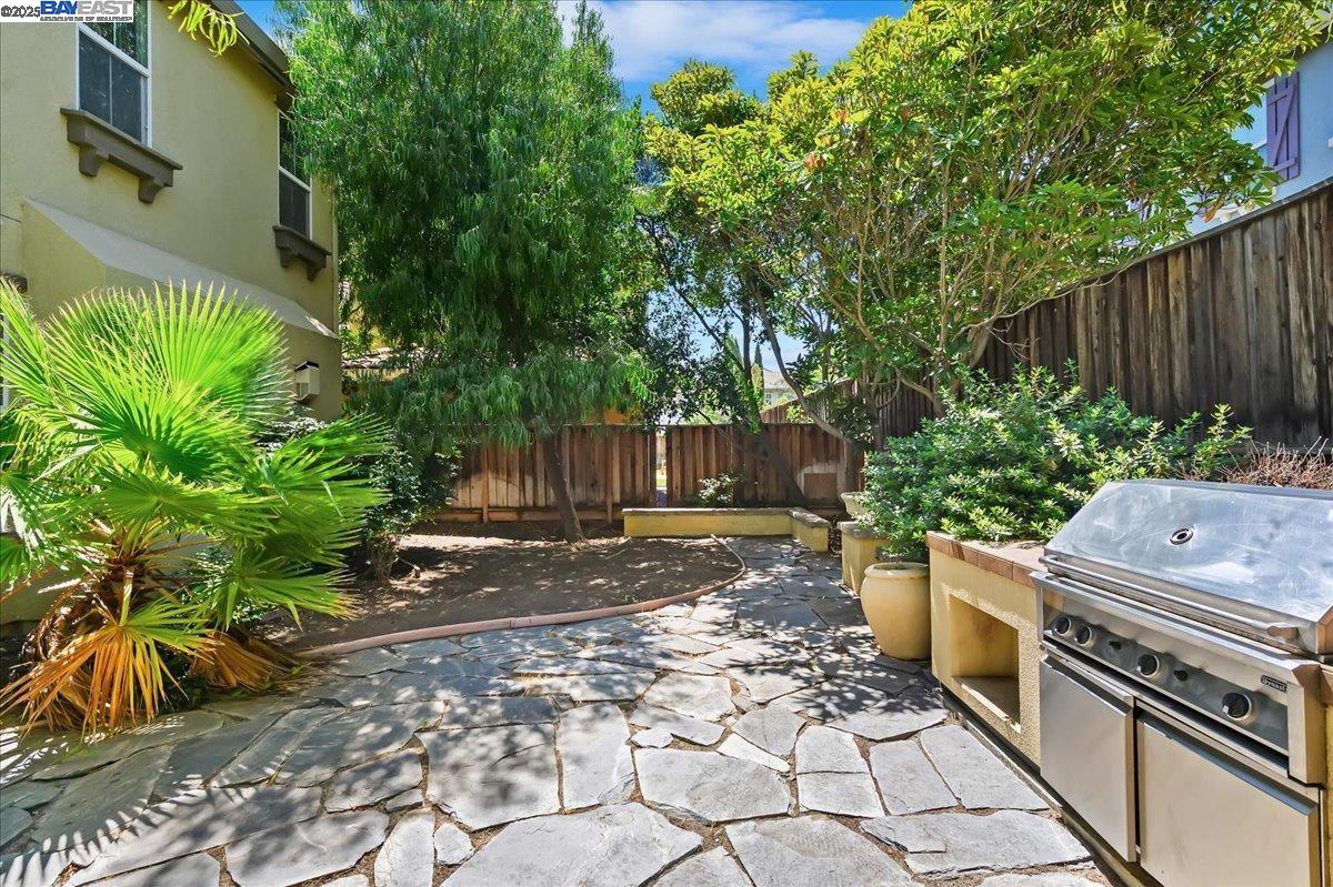 Detail Gallery Image 24 of 28 For 13 S Aldea Street, Mountain House,  CA 95391 - 3 Beds | 2/1 Baths