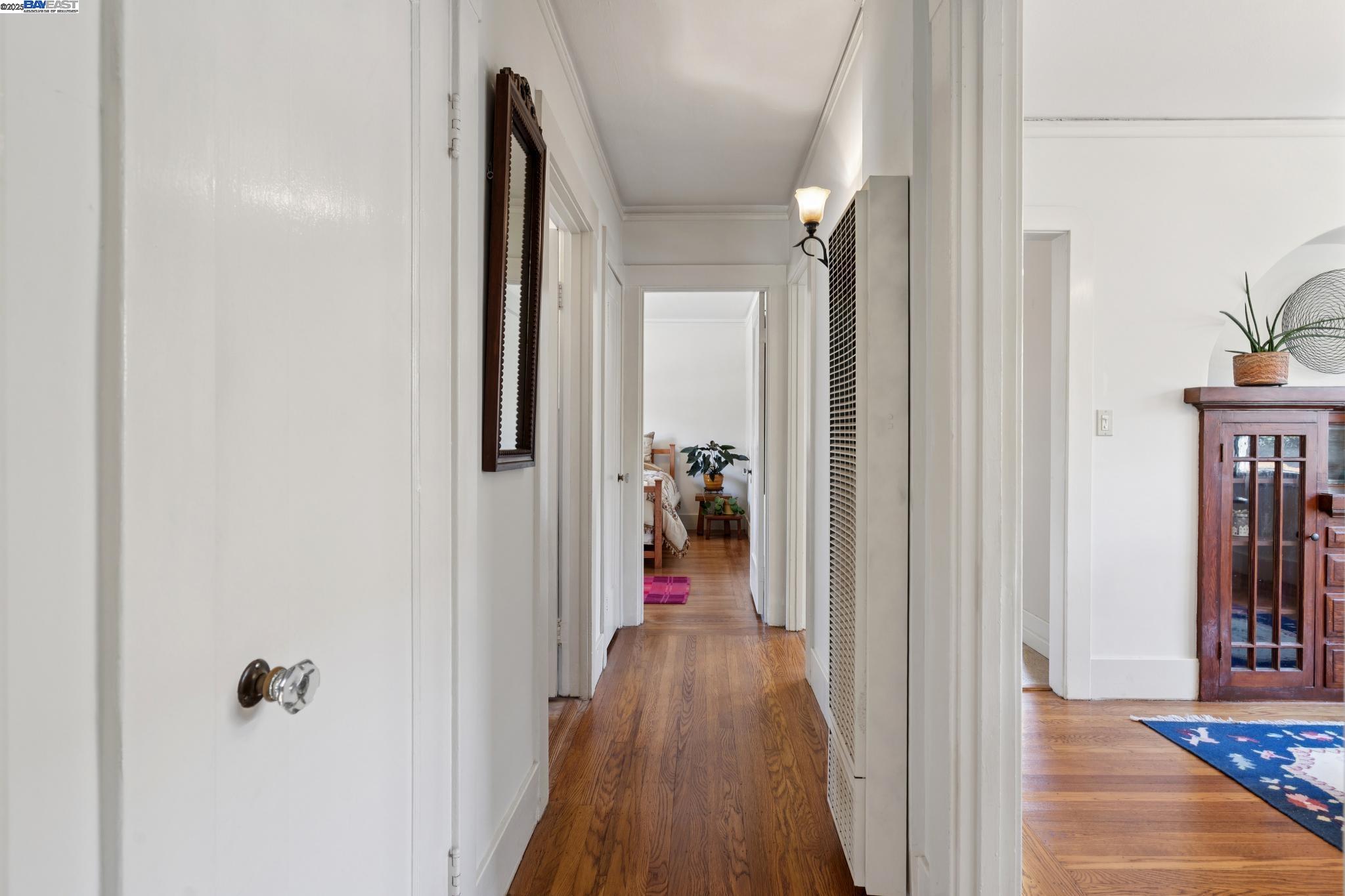 Detail Gallery Image 16 of 31 For 3144 60th Ave, Oakland,  CA 94605 - 2 Beds | 1 Baths