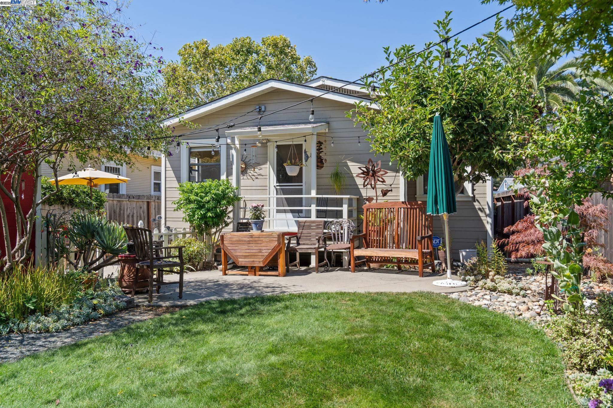 Detail Gallery Image 29 of 31 For 3144 60th Ave, Oakland,  CA 94605 - 2 Beds | 1 Baths