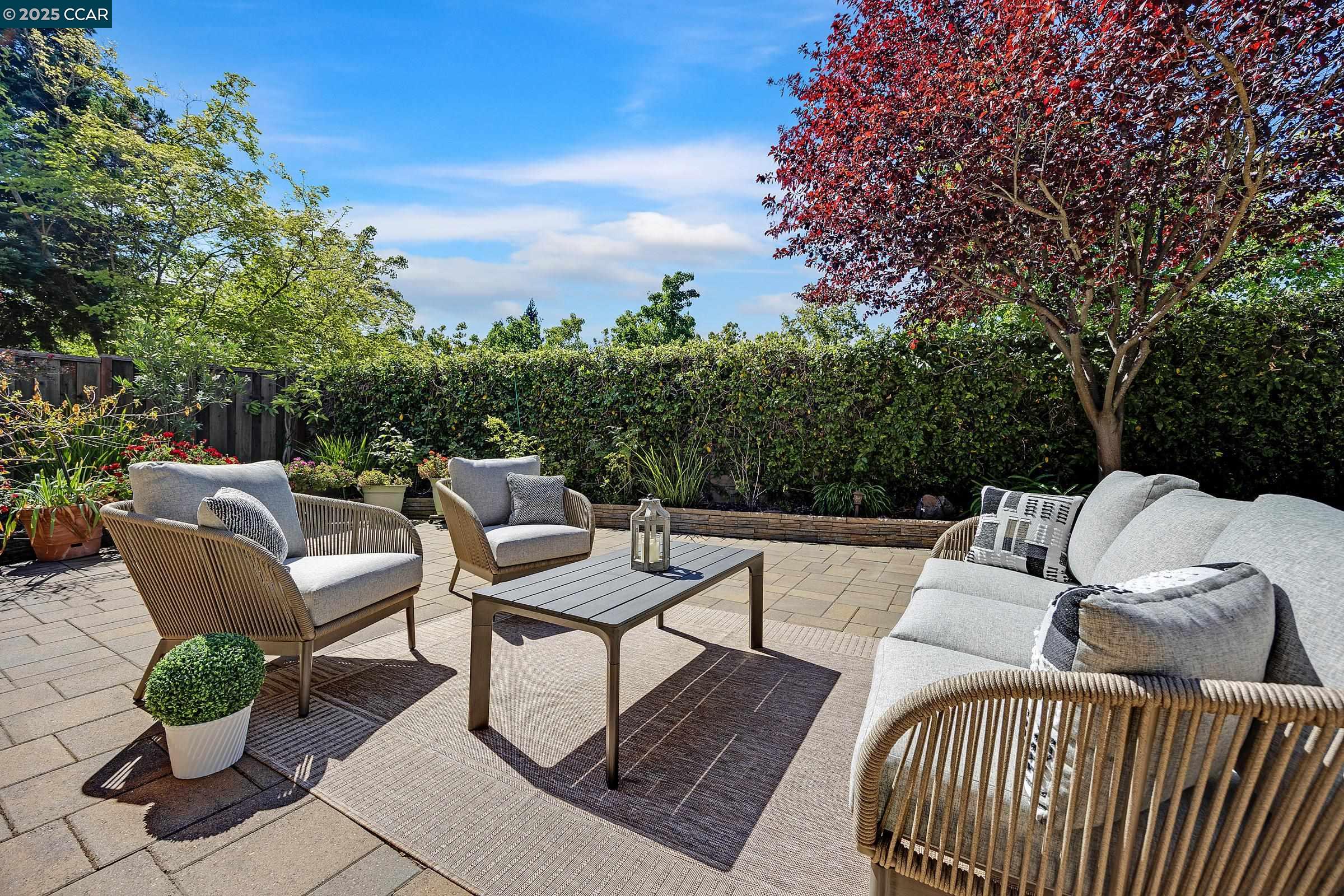 Detail Gallery Image 28 of 40 For 140 Blackstone Dr, Danville,  CA 94506 - 4 Beds | 3 Baths