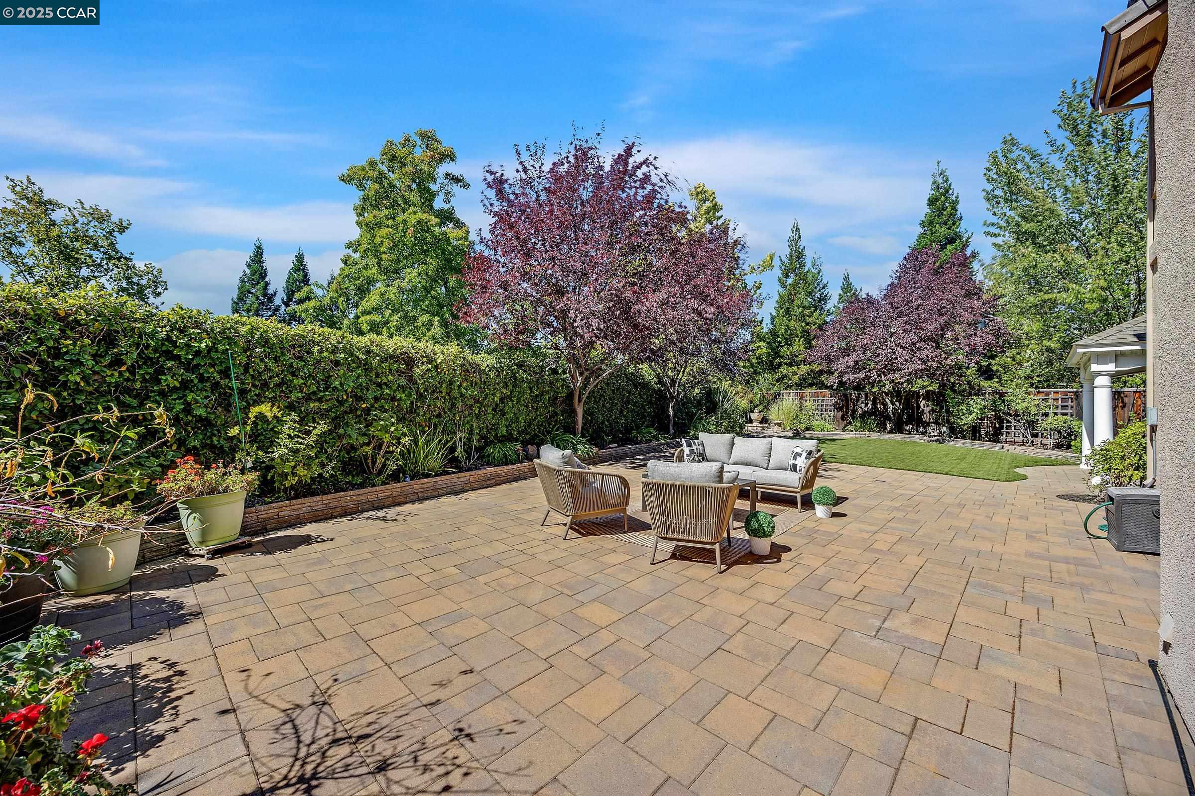 Detail Gallery Image 29 of 40 For 140 Blackstone Dr, Danville,  CA 94506 - 4 Beds | 3 Baths