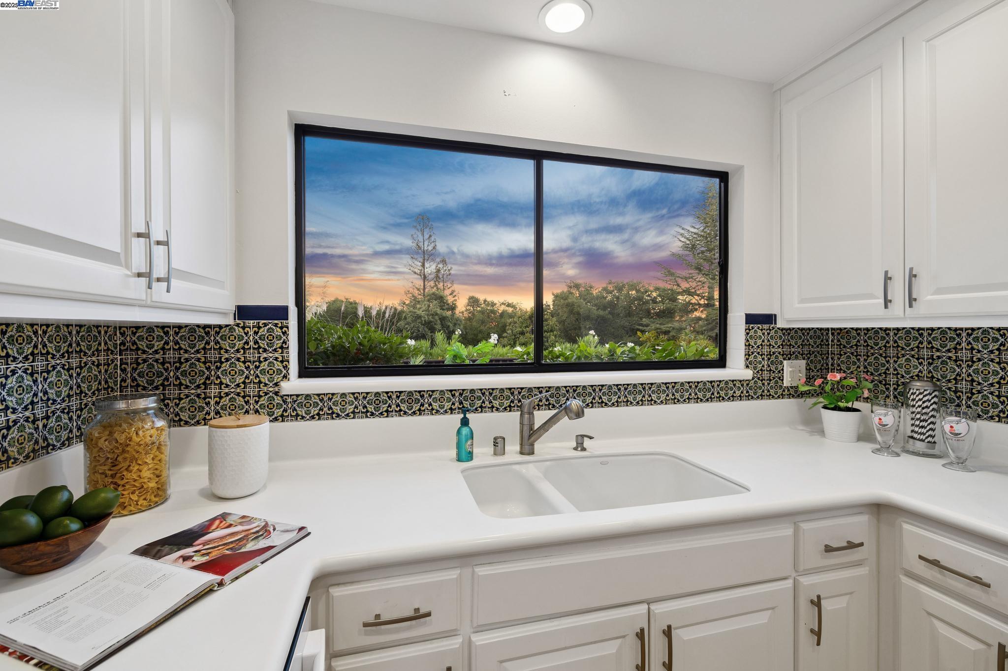 Detail Gallery Image 23 of 42 For 124 Marsha Place, Lafayette,  CA 94549 - 3 Beds | 2 Baths