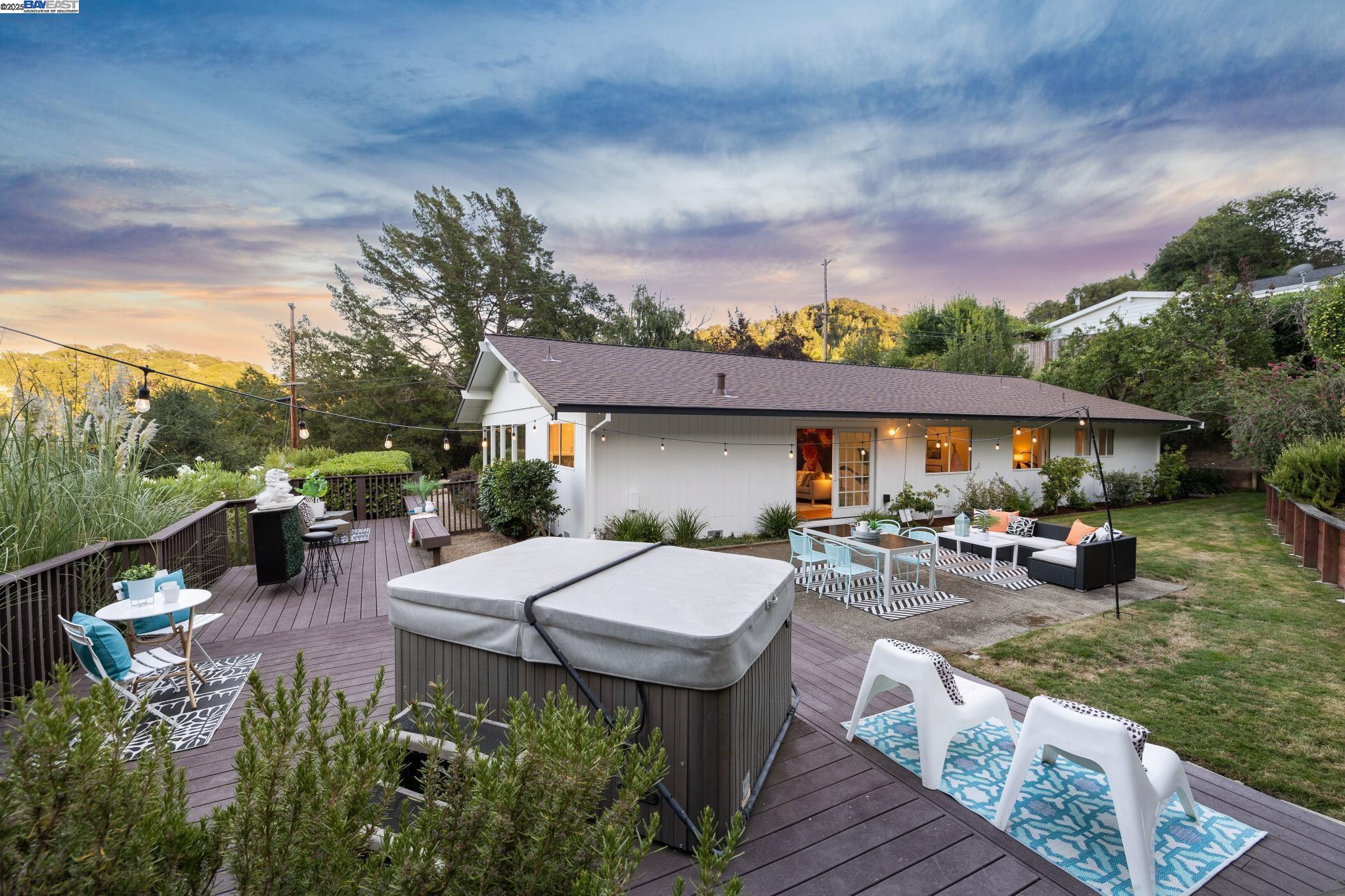 Detail Gallery Image 4 of 42 For 124 Marsha Place, Lafayette,  CA 94549 - 3 Beds | 2 Baths