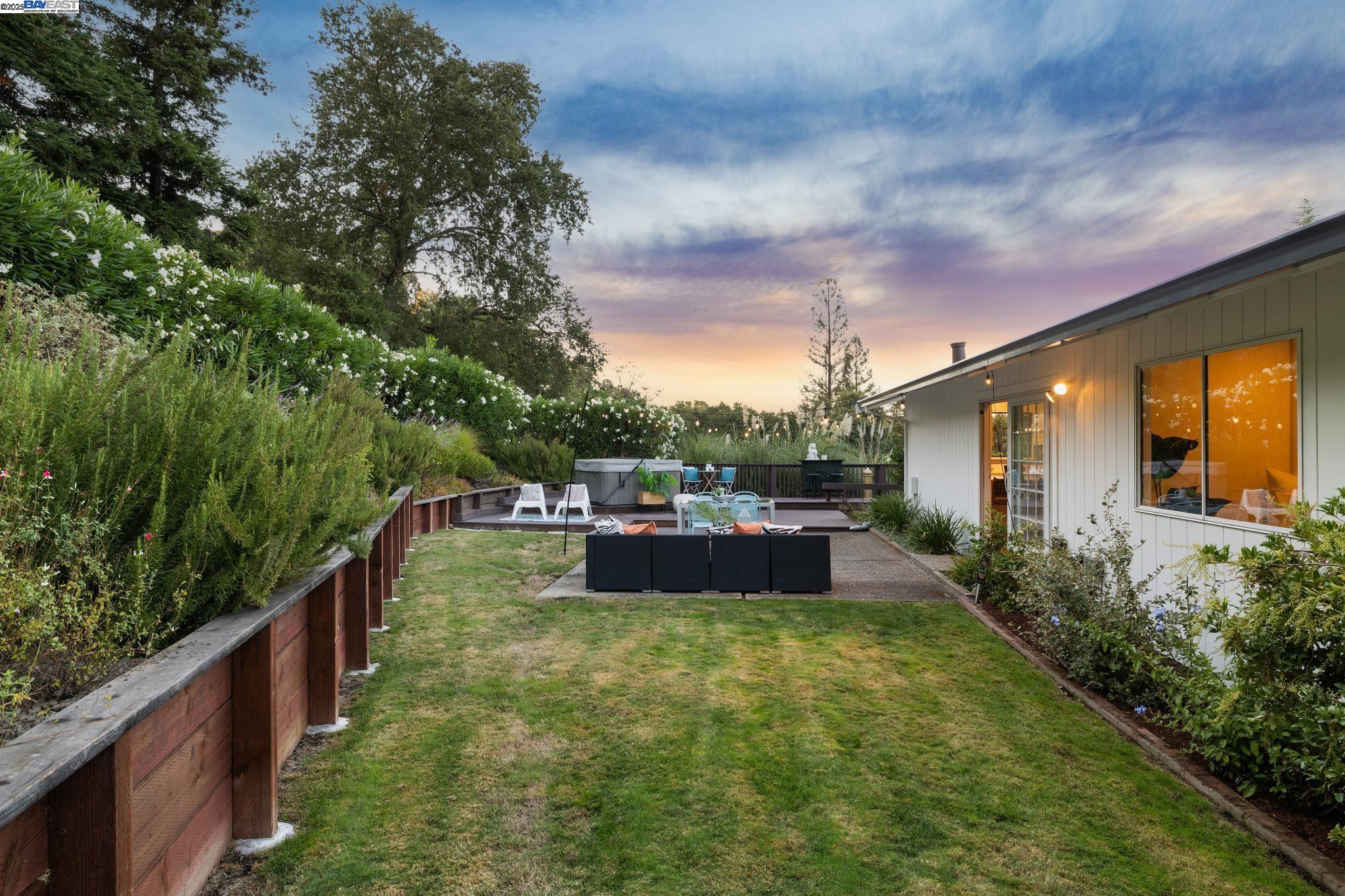 Detail Gallery Image 39 of 42 For 124 Marsha Place, Lafayette,  CA 94549 - 3 Beds | 2 Baths