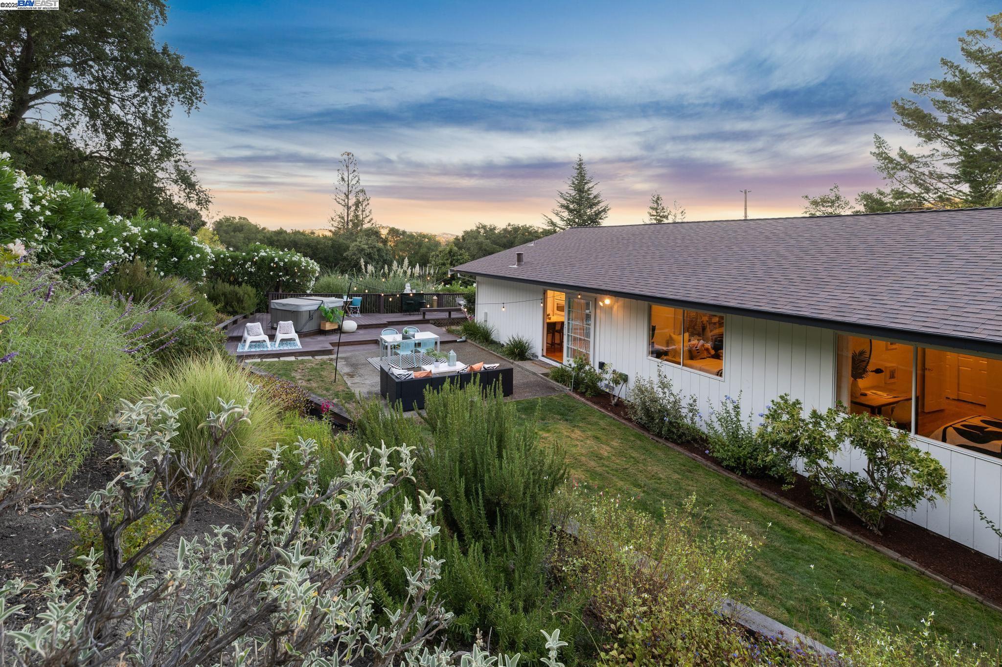 Detail Gallery Image 40 of 42 For 124 Marsha Place, Lafayette,  CA 94549 - 3 Beds | 2 Baths