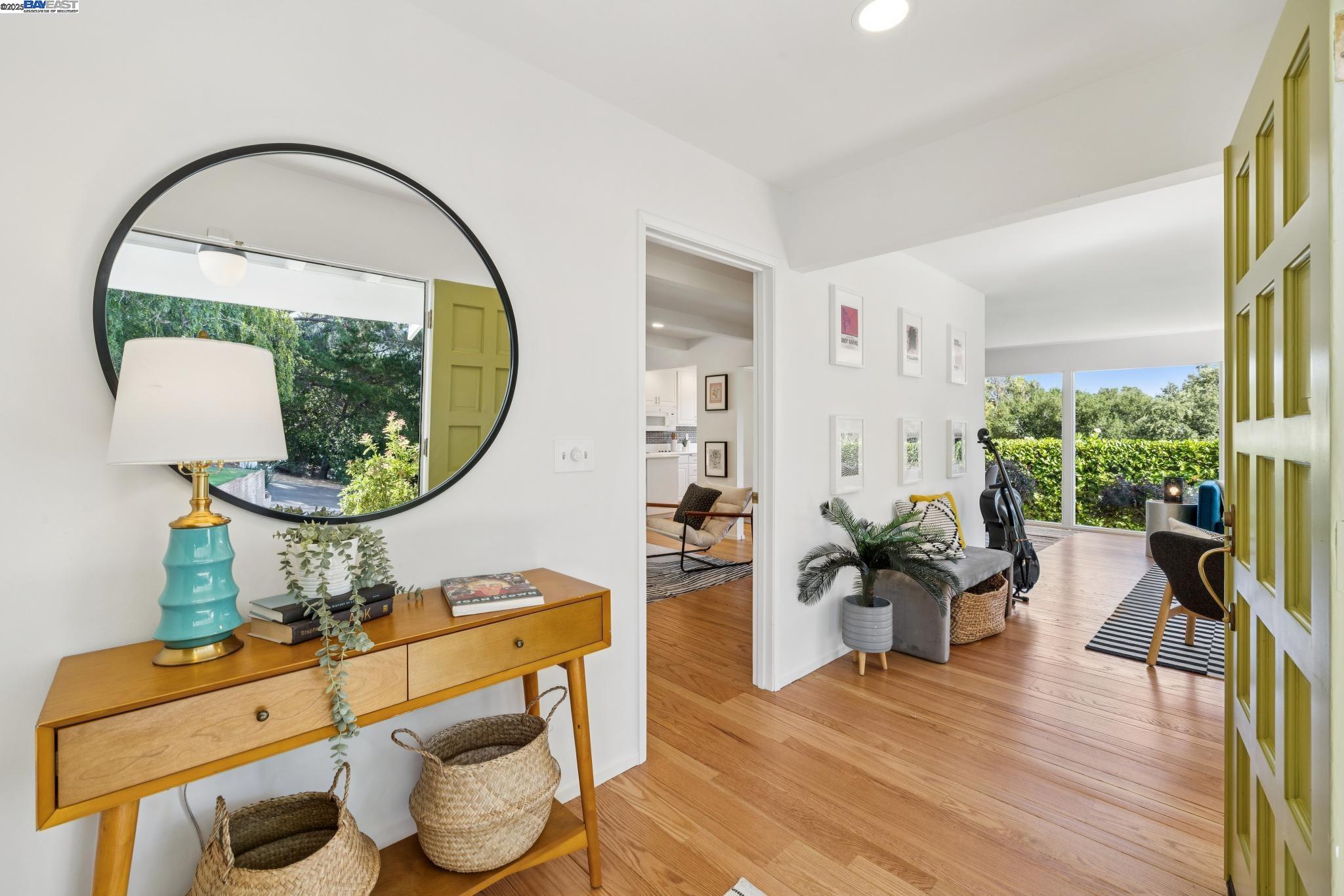Detail Gallery Image 7 of 42 For 124 Marsha Place, Lafayette,  CA 94549 - 3 Beds | 2 Baths