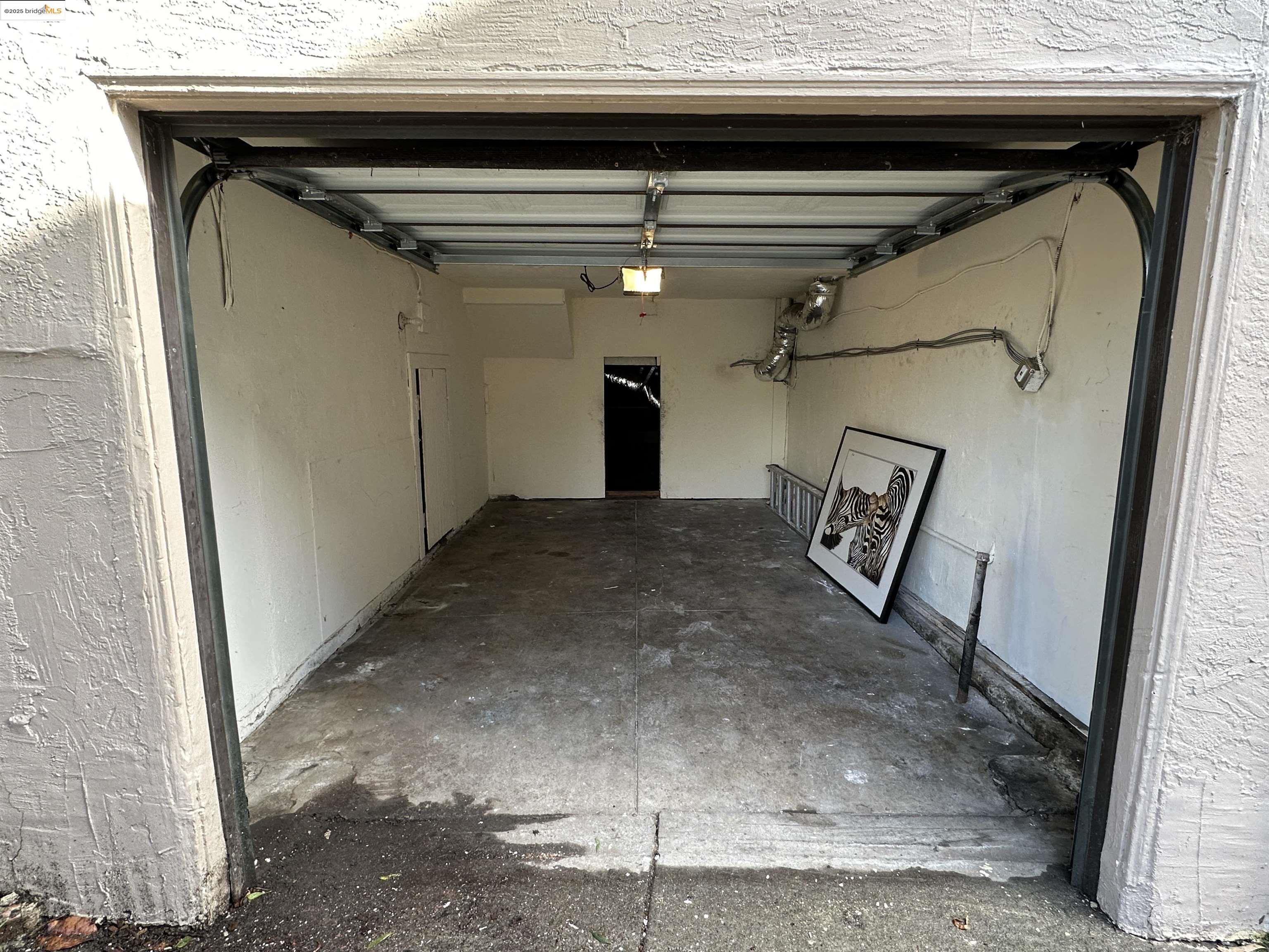 Detail Gallery Image 10 of 16 For 2430 27th Ave Unit D, Oakland,  CA 94601 - 2 Beds | 1 Baths