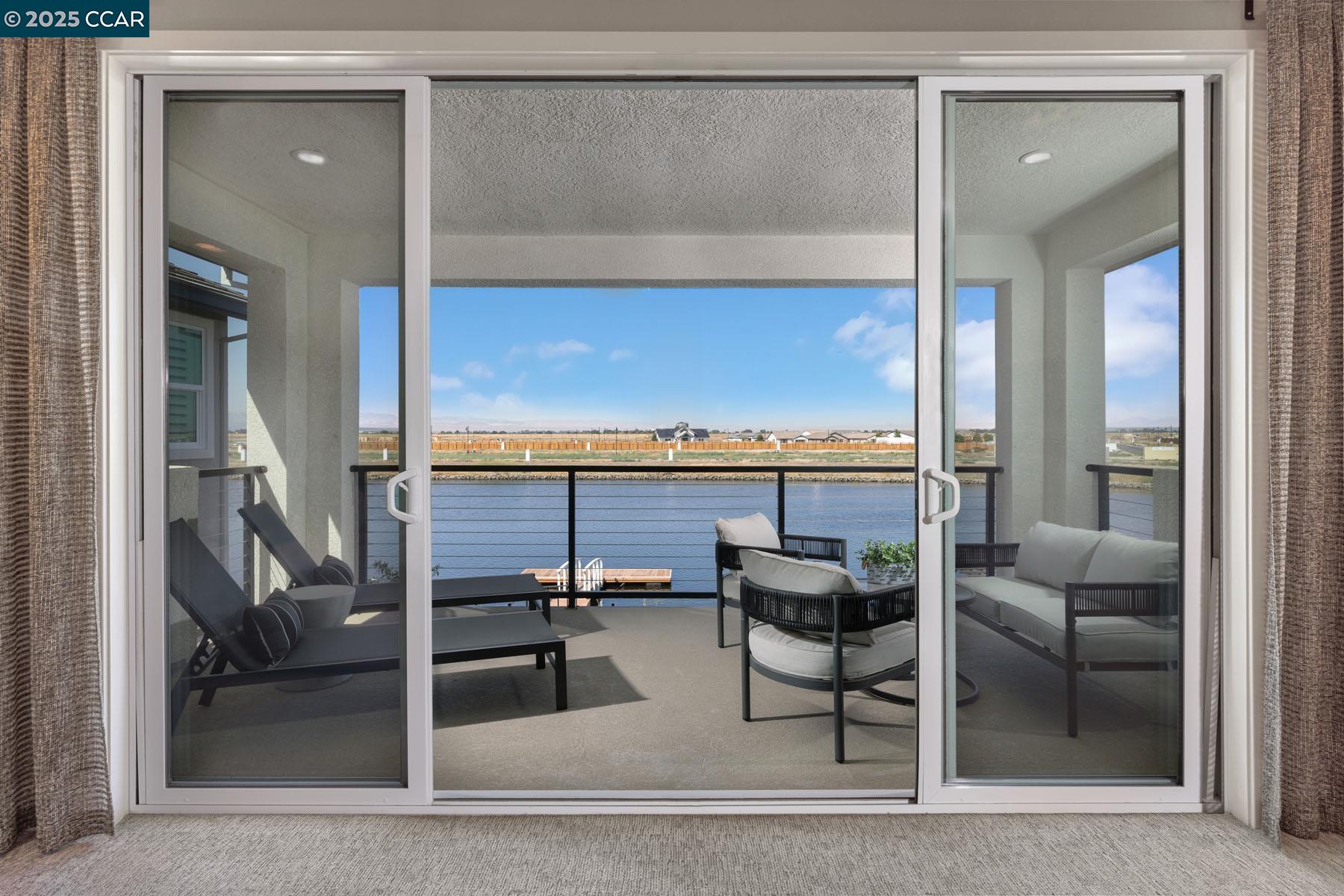 Detail Gallery Image 9 of 12 For 17453 Bushwick Lane, Lathrop,  CA 95330 - 4 Beds | 3 Baths