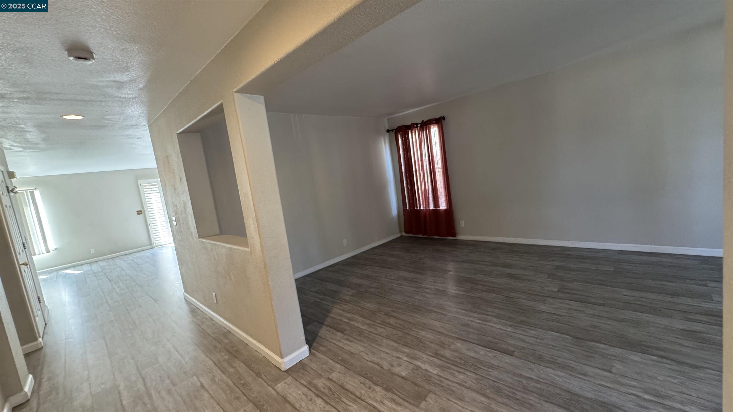 Detail Gallery Image 16 of 53 For 2773 Swan Ln, Los Banos,  CA 93635 - 6 Beds | 3/1 Baths