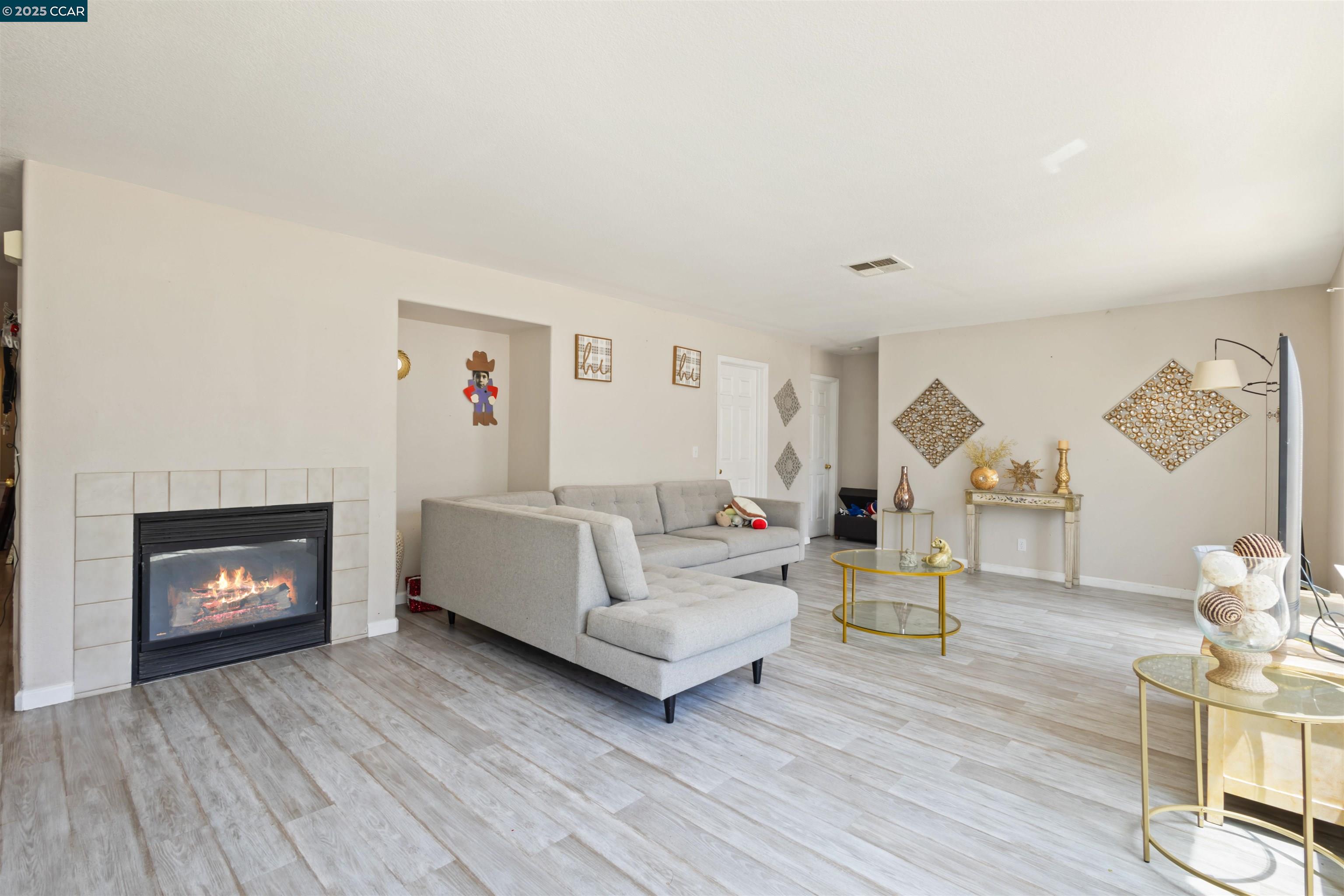 Detail Gallery Image 19 of 53 For 2773 Swan Ln, Los Banos,  CA 93635 - 6 Beds | 3/1 Baths