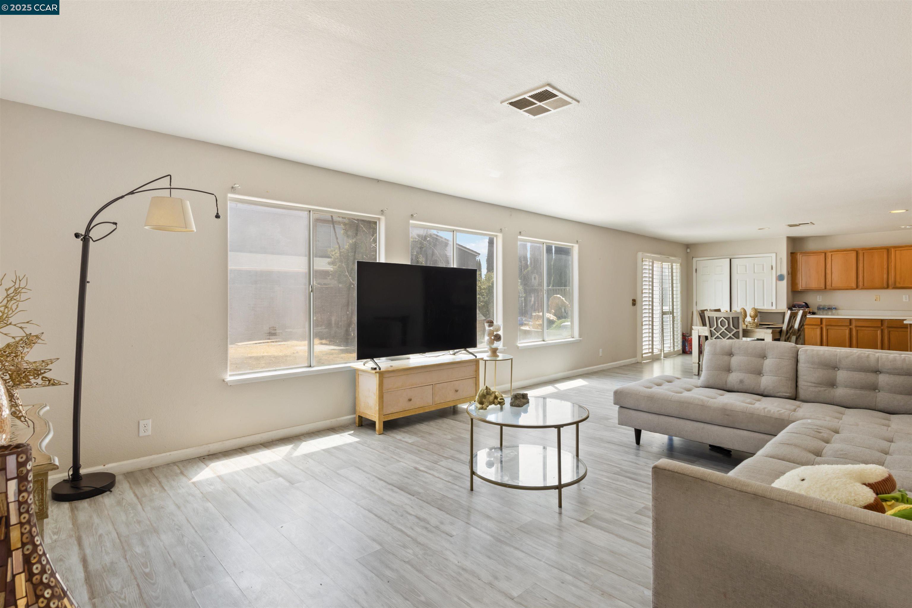 Detail Gallery Image 21 of 53 For 2773 Swan Ln, Los Banos,  CA 93635 - 6 Beds | 3/1 Baths