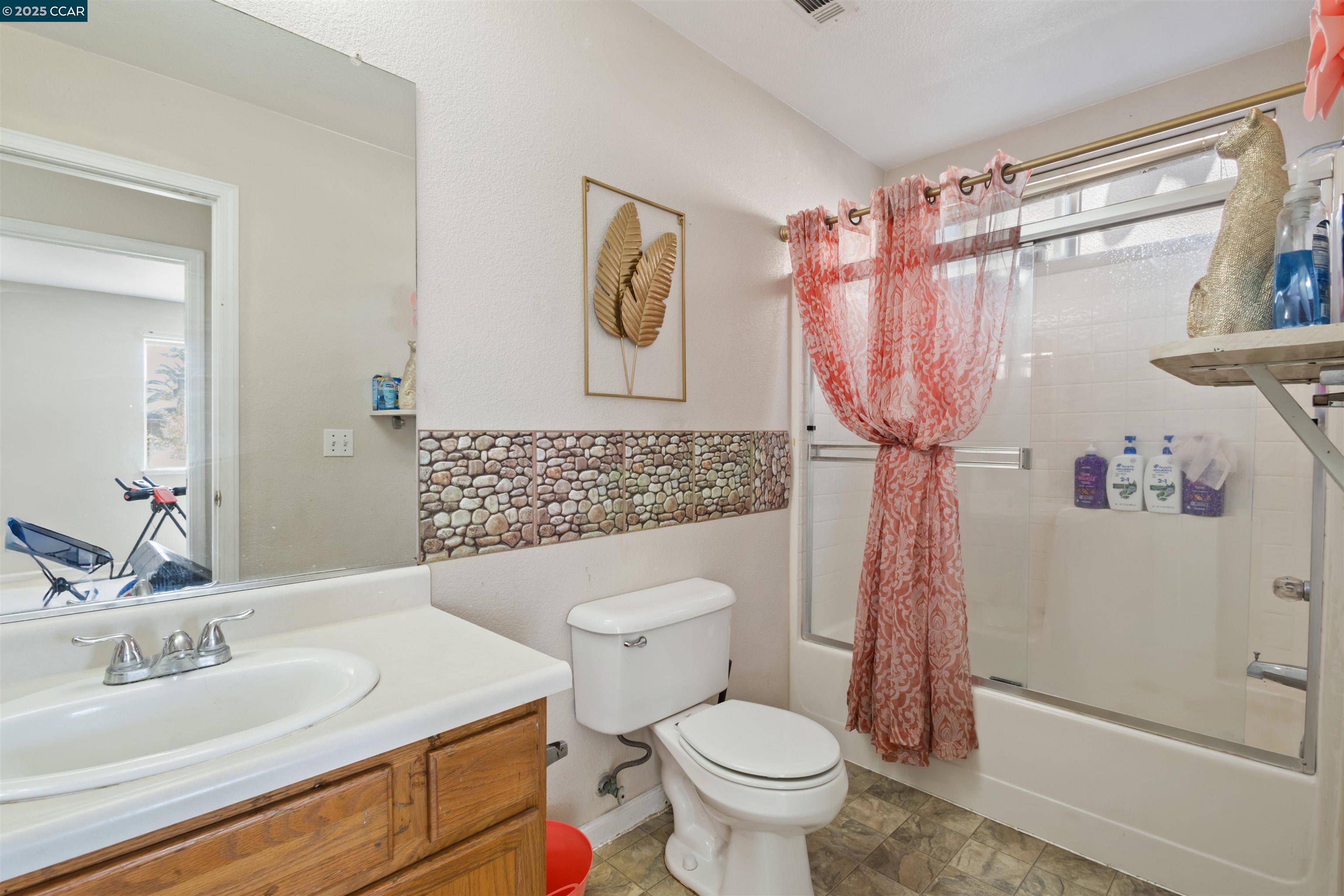 Detail Gallery Image 22 of 53 For 2773 Swan Ln, Los Banos,  CA 93635 - 6 Beds | 3/1 Baths