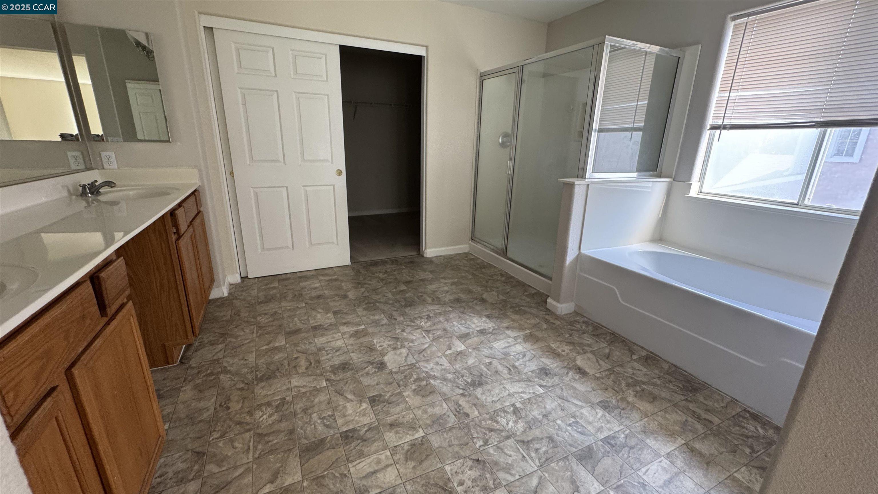 Detail Gallery Image 42 of 53 For 2773 Swan Ln, Los Banos,  CA 93635 - 6 Beds | 3/1 Baths