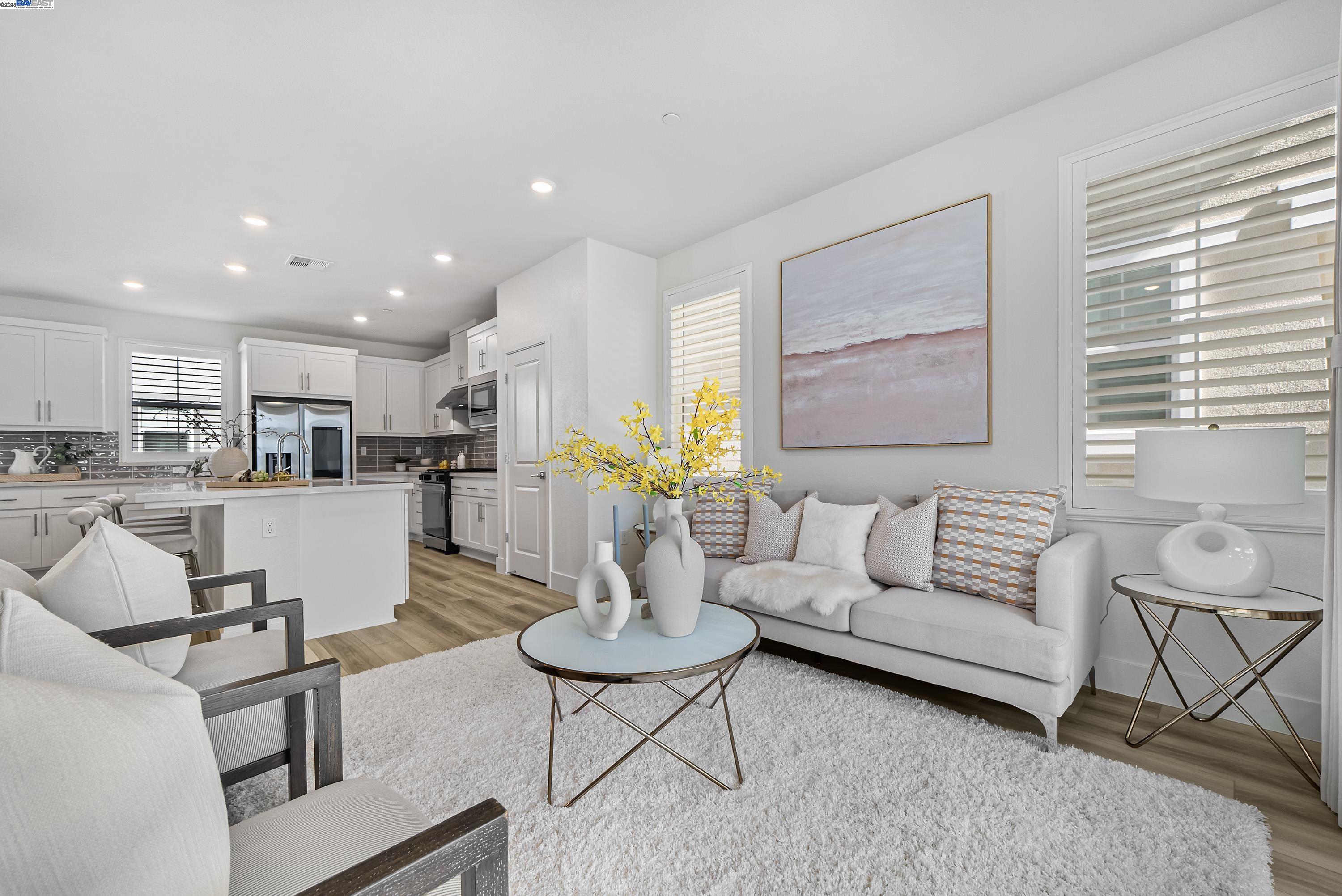 Detail Gallery Image 12 of 58 For 9174 Enterprise Dr, Newark,  CA 94560 - 3 Beds | 3/1 Baths