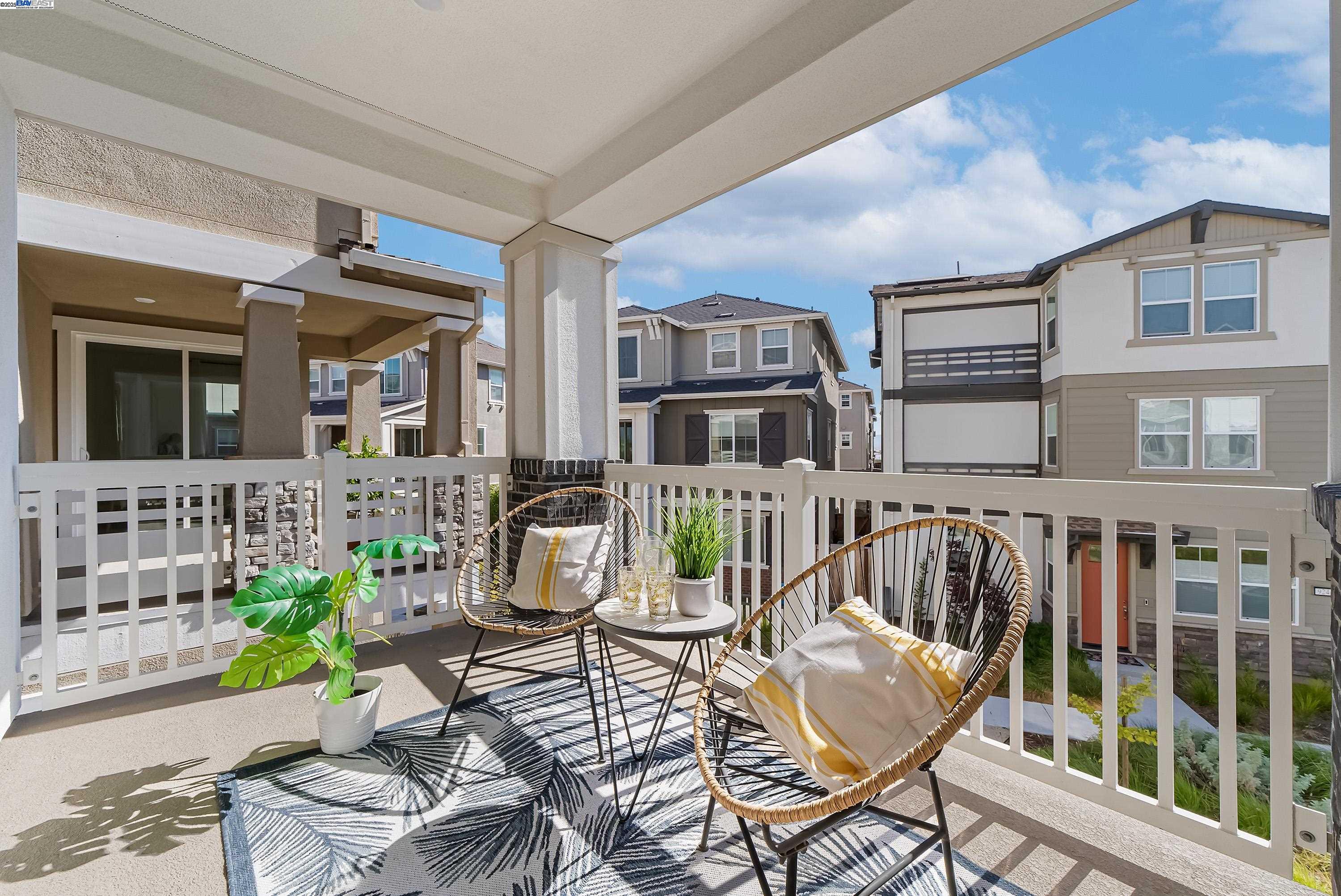 Detail Gallery Image 15 of 58 For 9174 Enterprise Dr, Newark,  CA 94560 - 3 Beds | 3/1 Baths