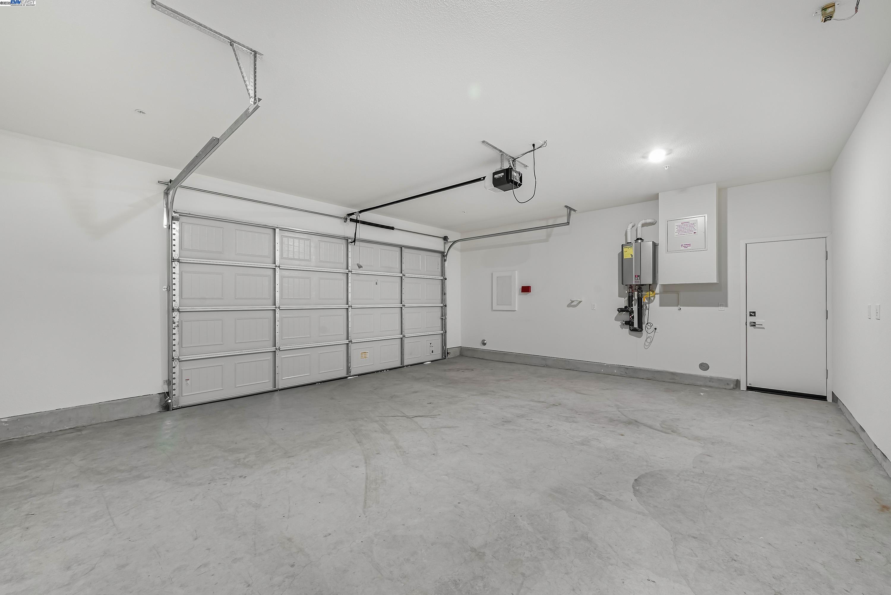 Detail Gallery Image 36 of 58 For 9174 Enterprise Dr, Newark,  CA 94560 - 3 Beds | 3/1 Baths