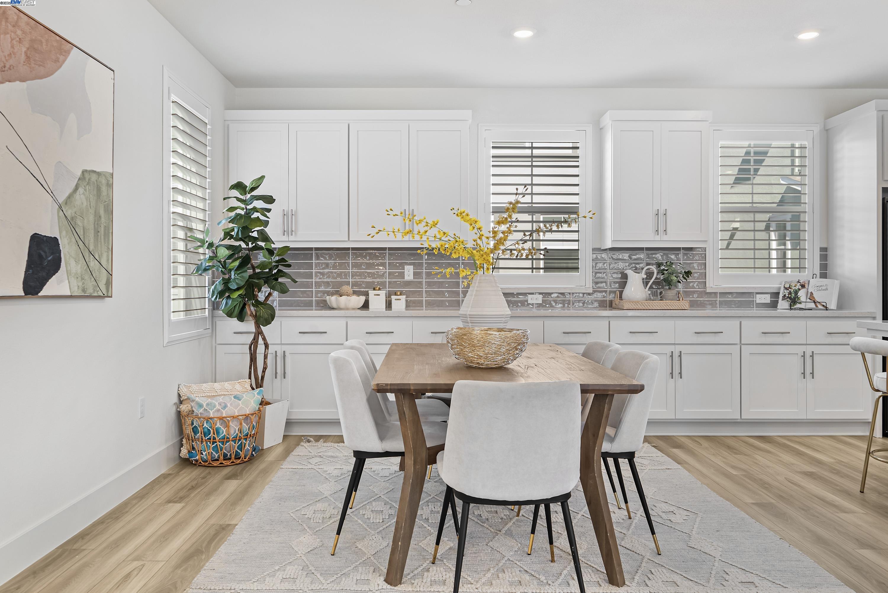 Detail Gallery Image 9 of 58 For 9174 Enterprise Dr, Newark,  CA 94560 - 3 Beds | 3/1 Baths