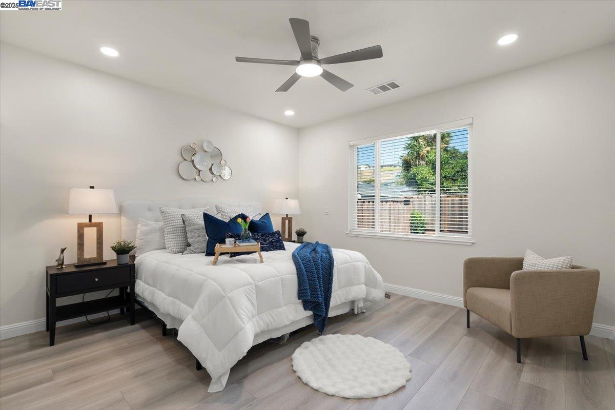Detail Gallery Image 5 of 15 For 4614 Houndshaven Way, San Jose,  CA 95111-3710 - 3 Beds | 2 Baths